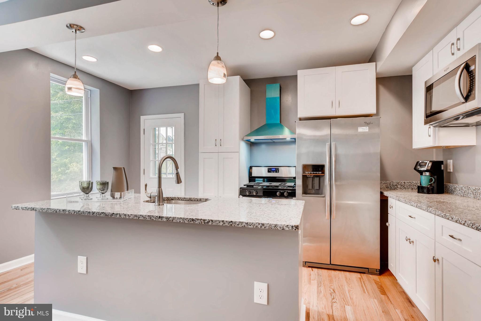 PARK CIRCLE - Residential