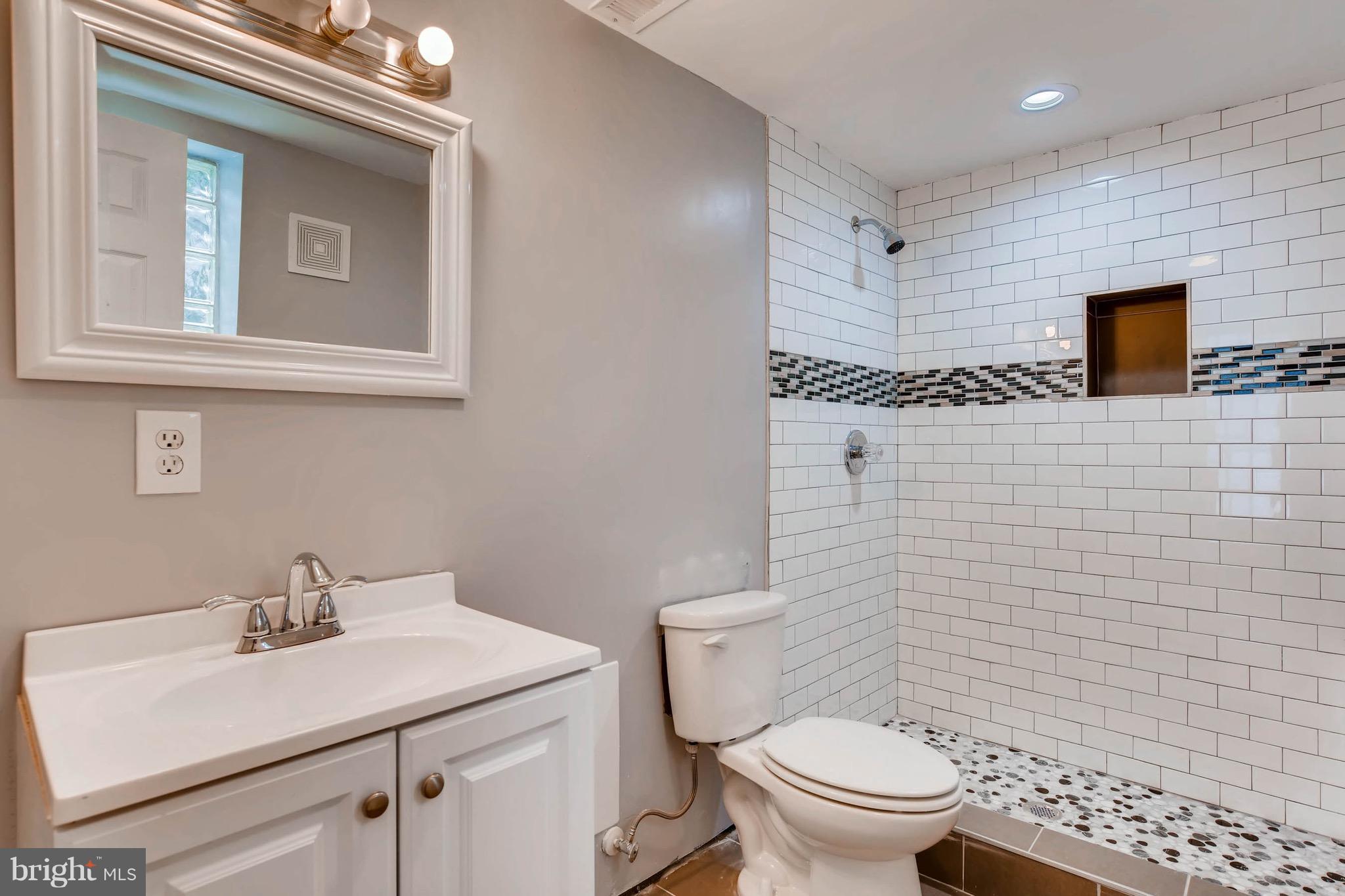 PARK CIRCLE - Residential