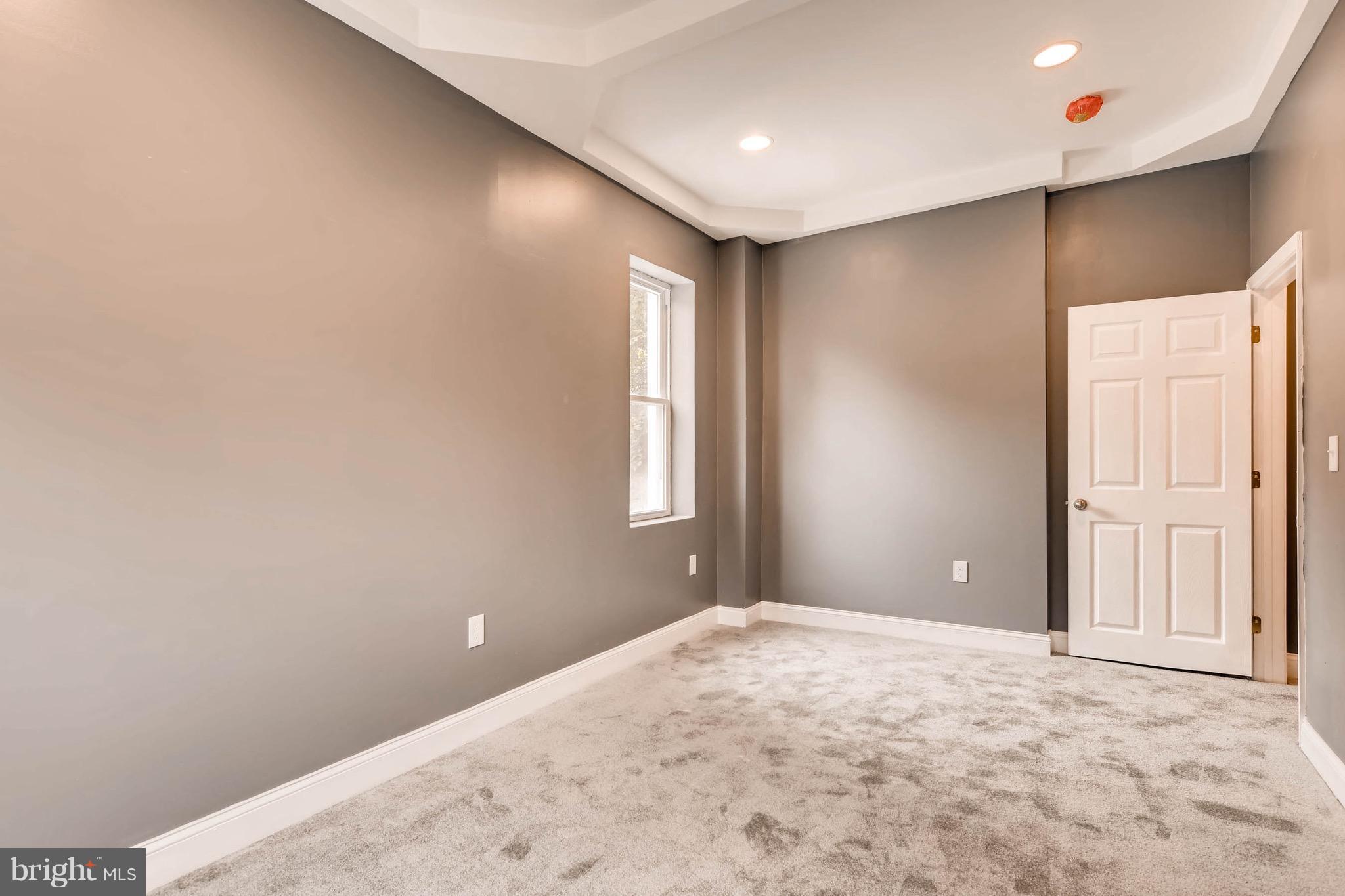 PARK CIRCLE - Residential