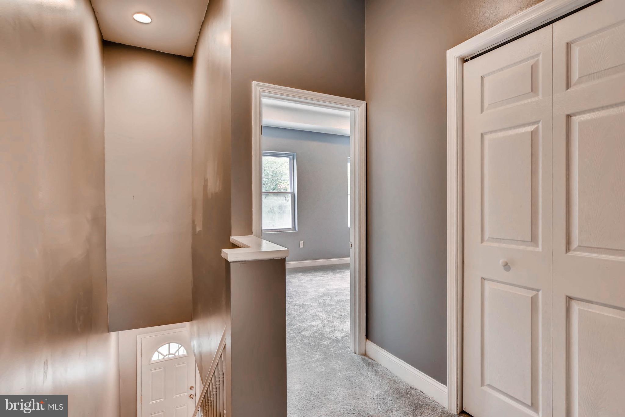 PARK CIRCLE - Residential