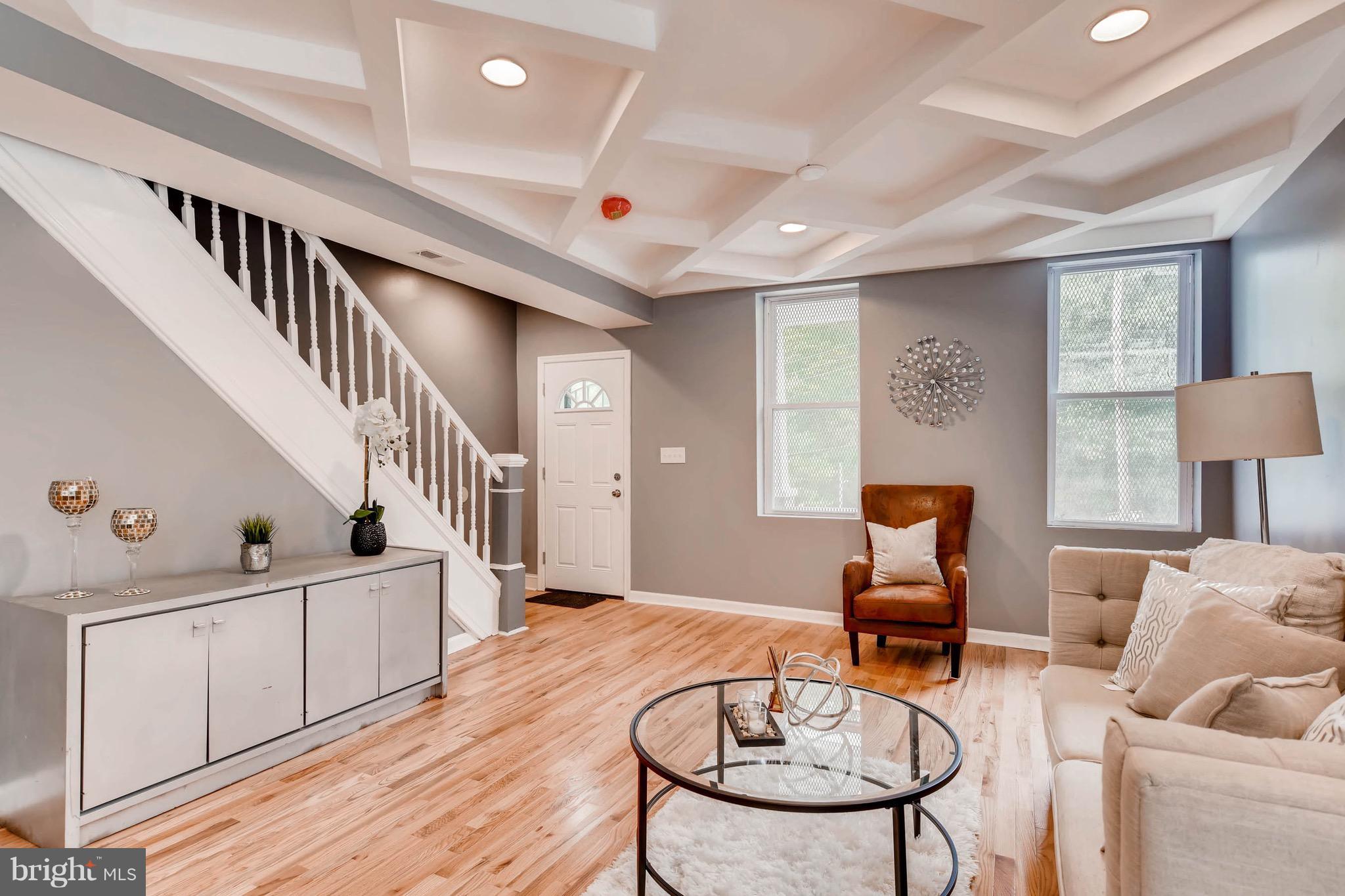 PARK CIRCLE - Residential