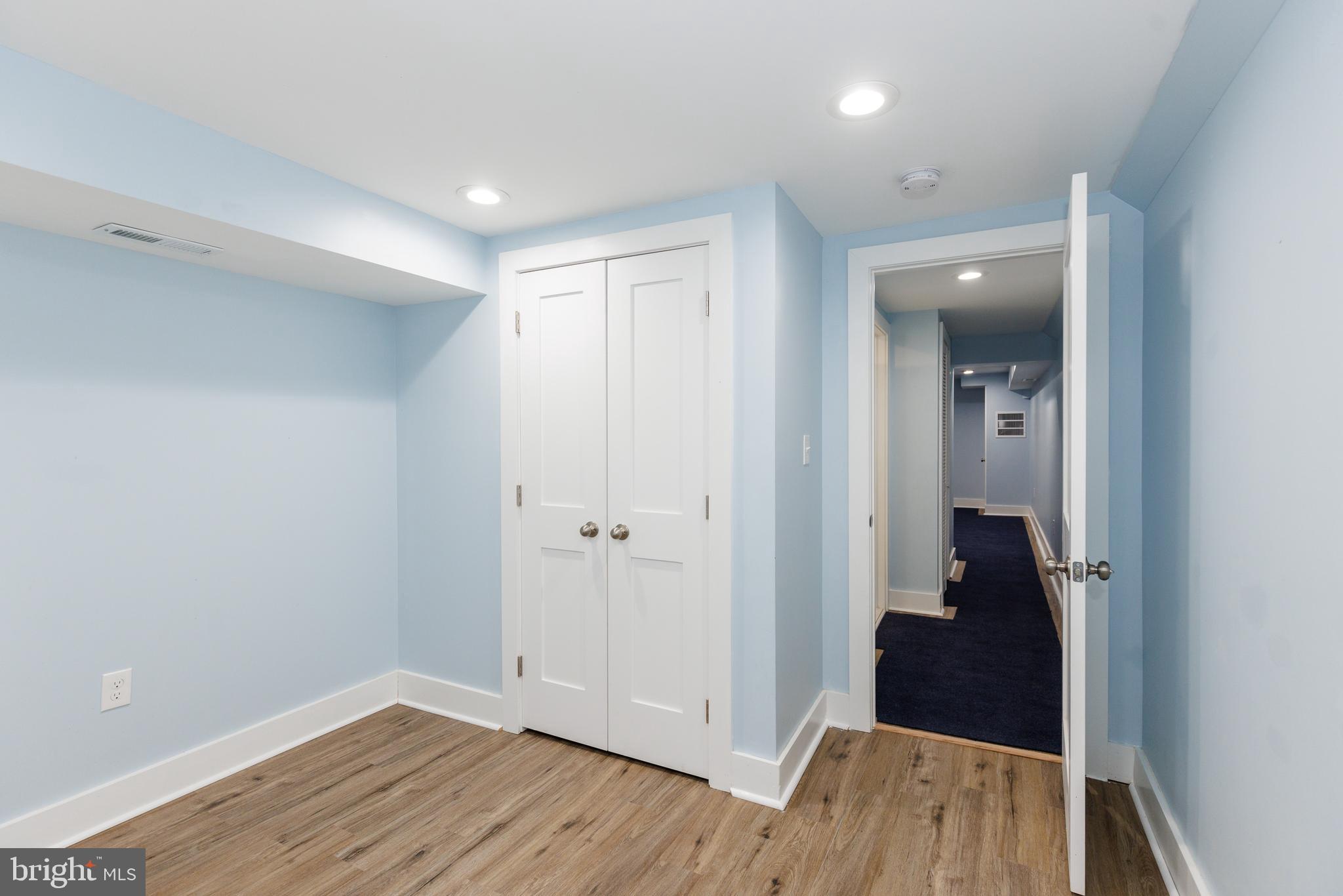 MCELDERRY PARK - Residential Lease
