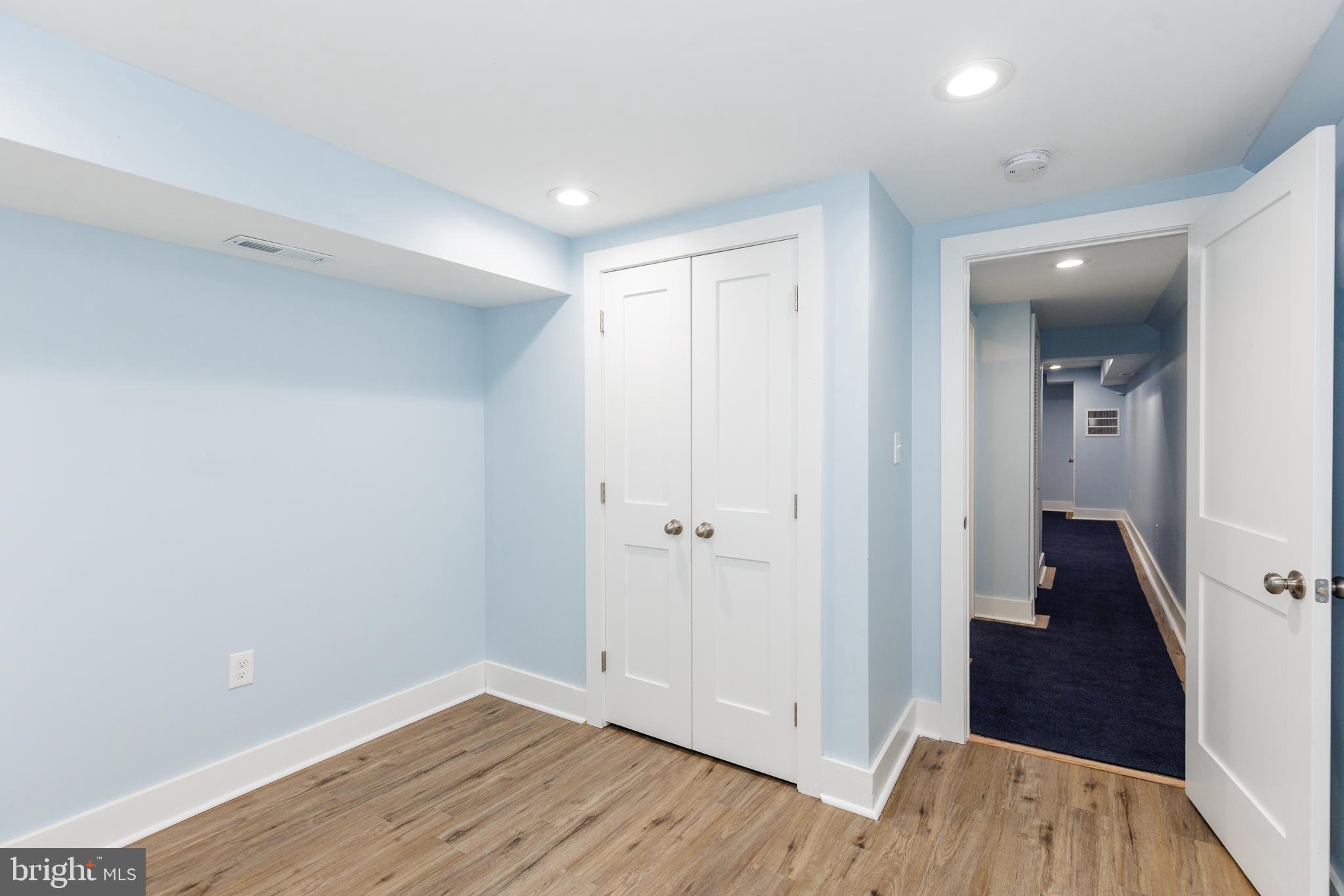 MCELDERRY PARK - Residential Lease