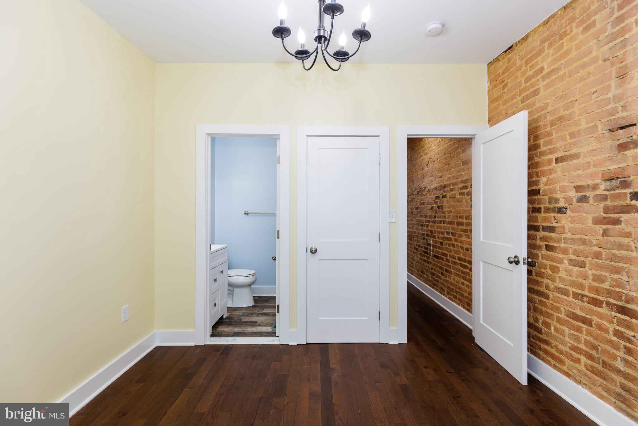 MCELDERRY PARK - Residential Lease