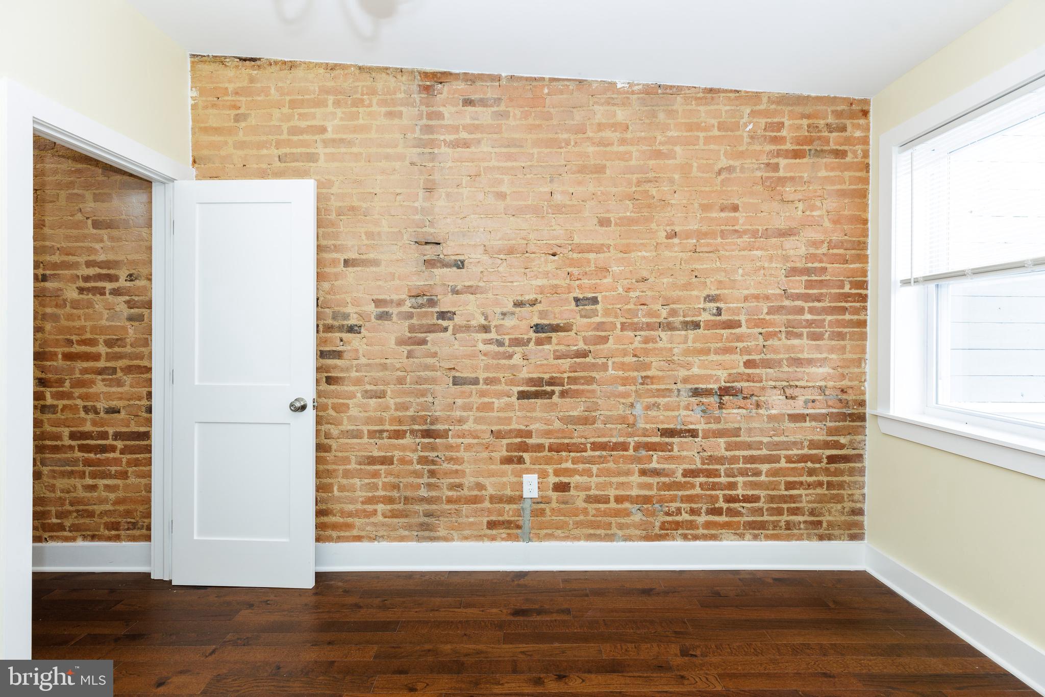 MCELDERRY PARK - Residential Lease