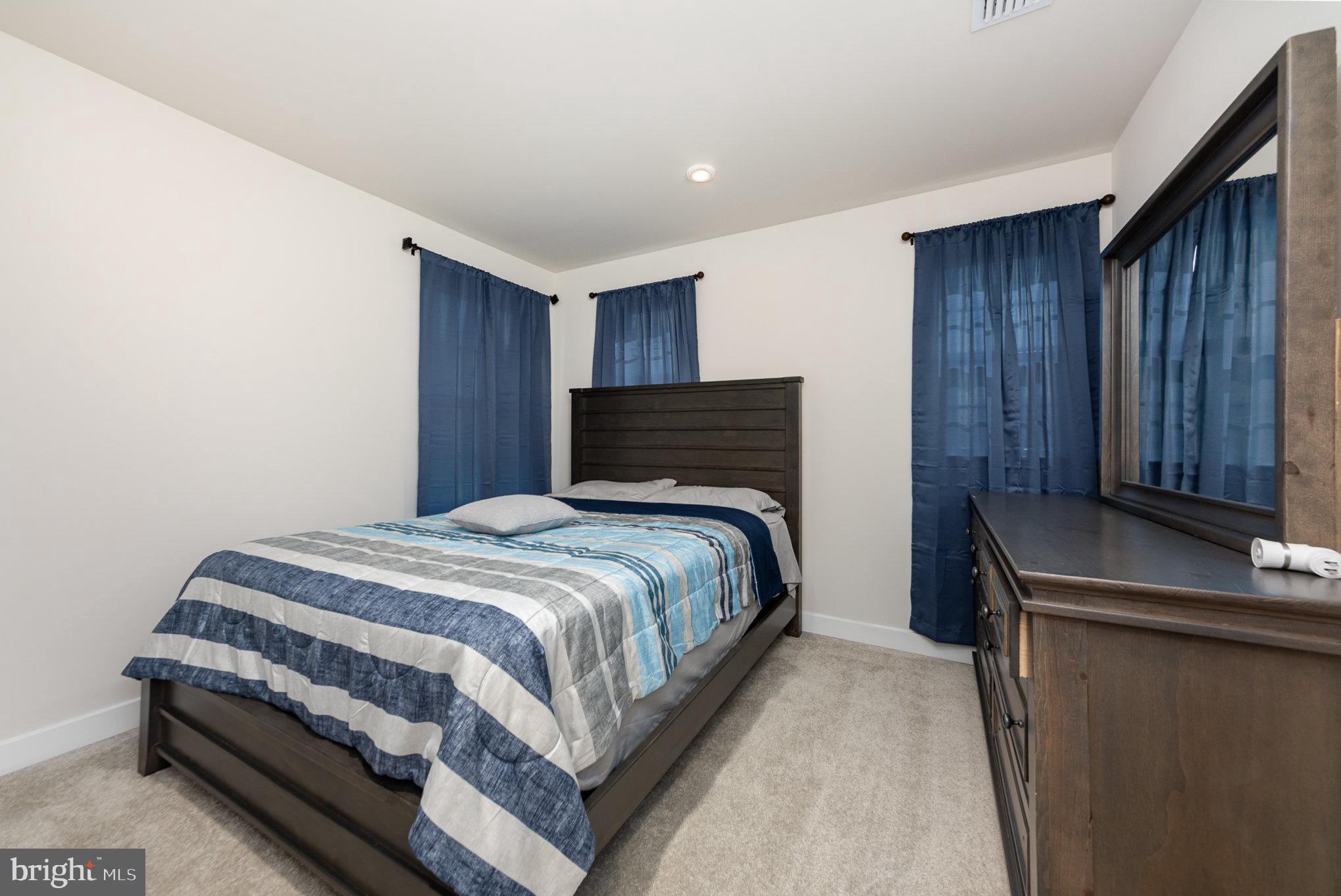 RAPPAHANNOCK LANDING - Residential Lease