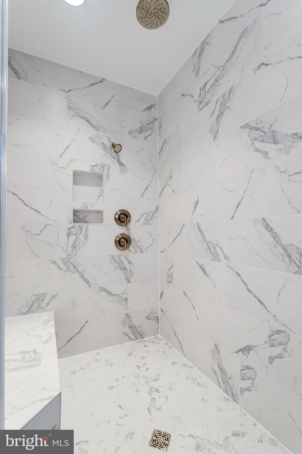 CHESTERBROOK GARDENS - Residential