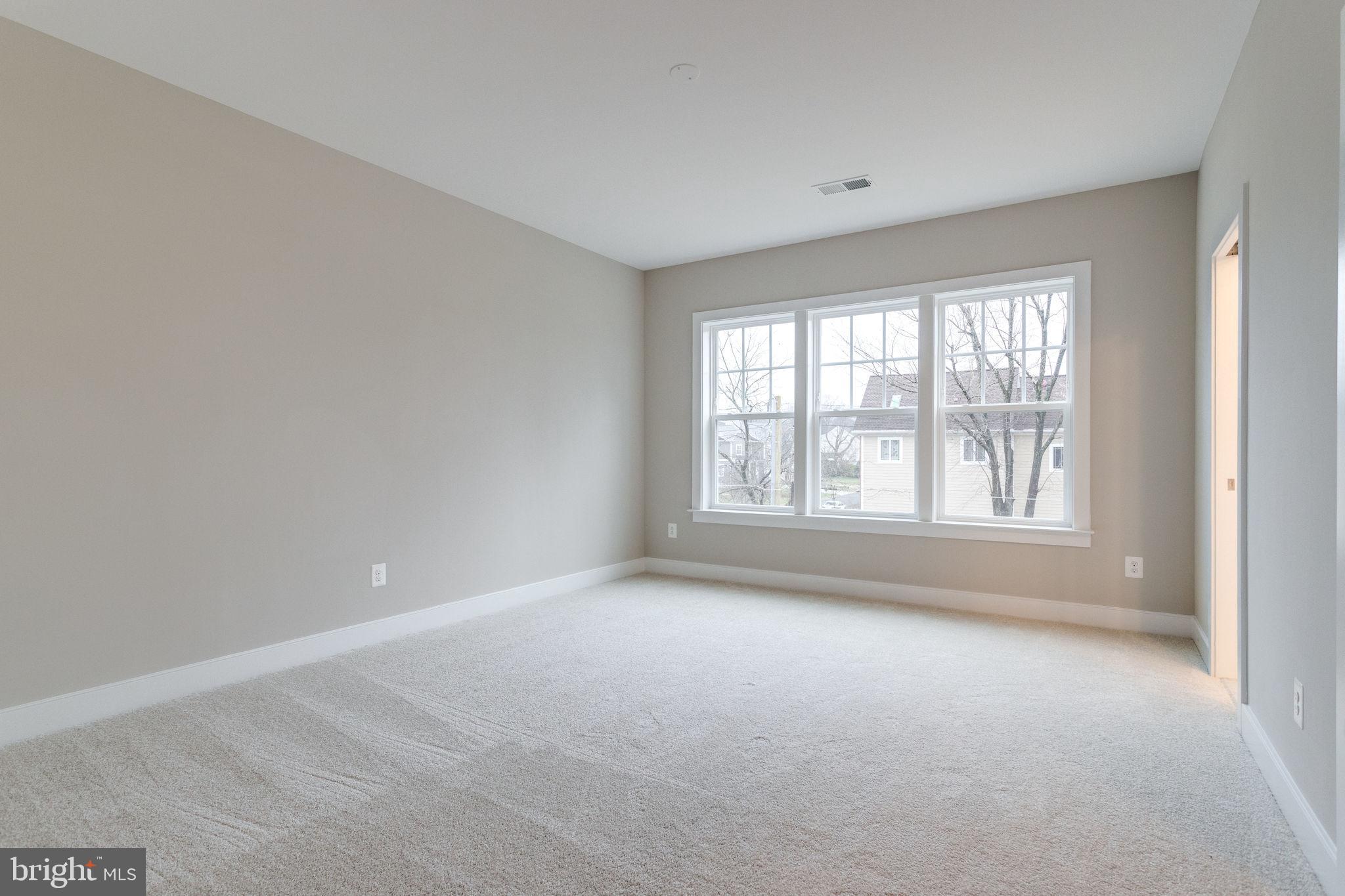 CHESTERBROOK GARDENS - Residential