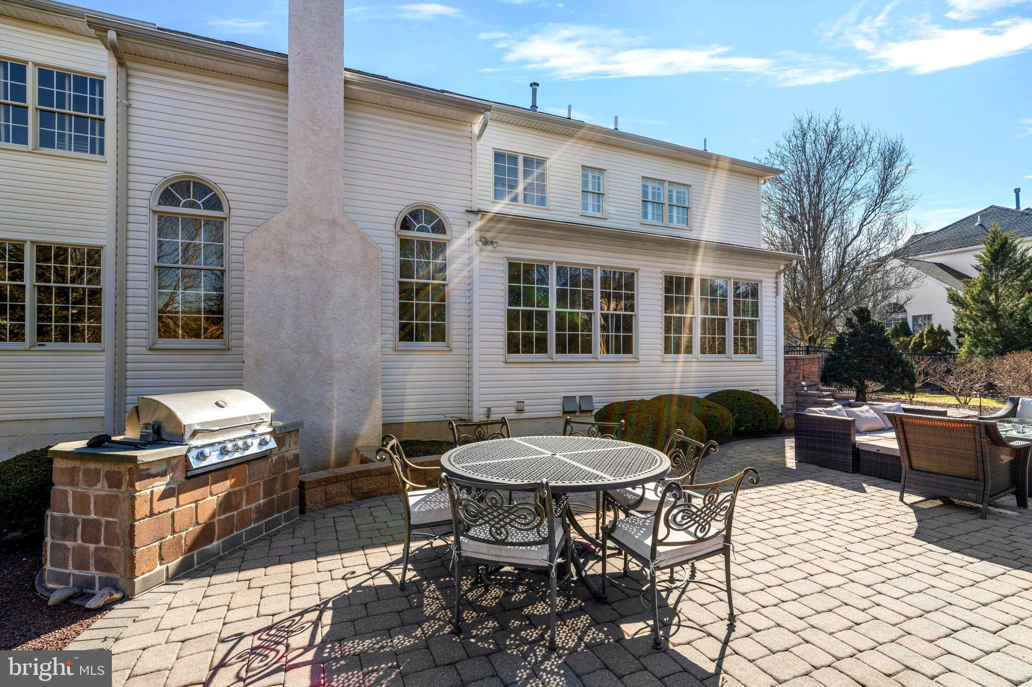 NORTHAMPTON HUNT - Residential