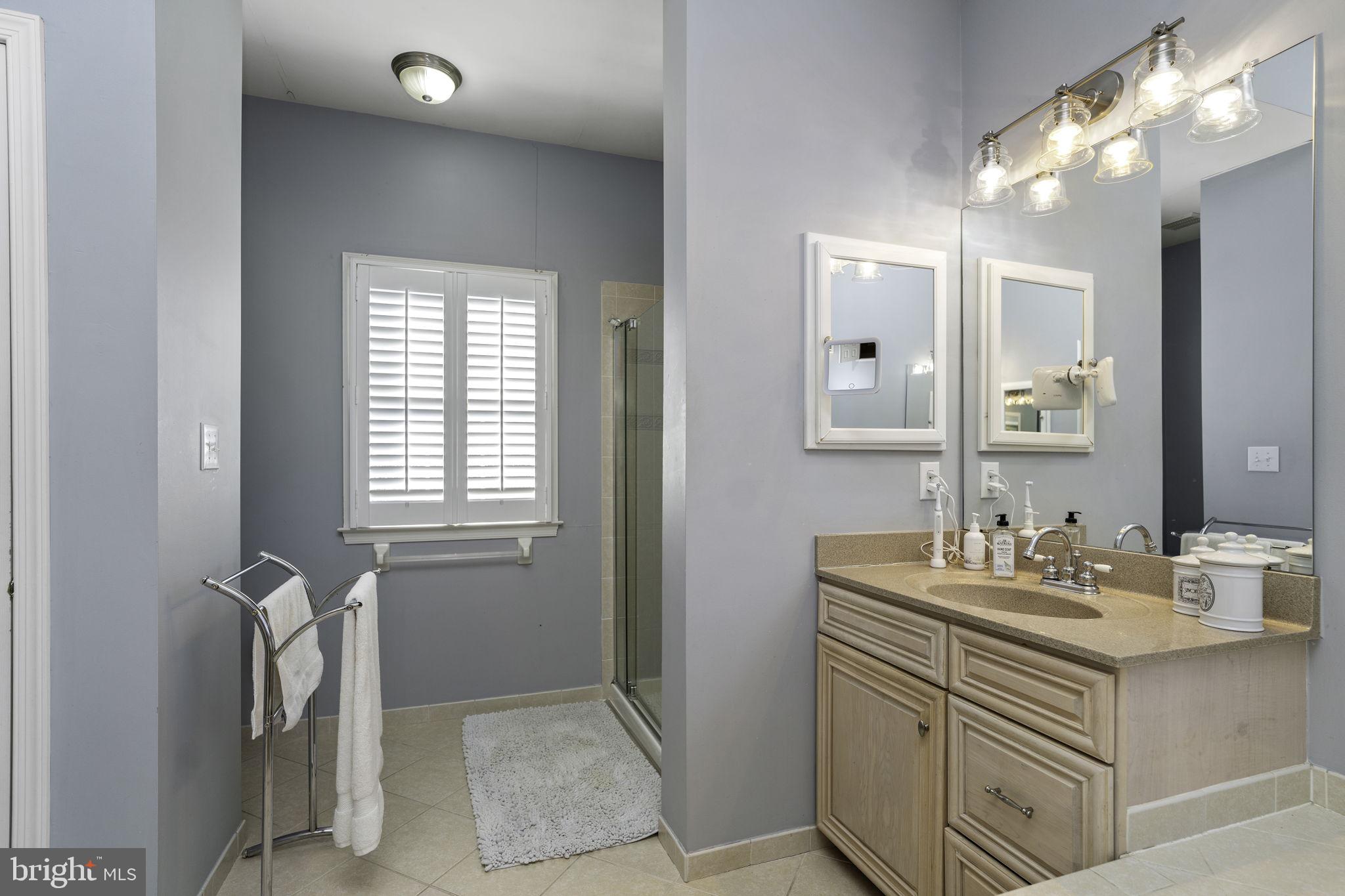 NORTHAMPTON HUNT - Residential