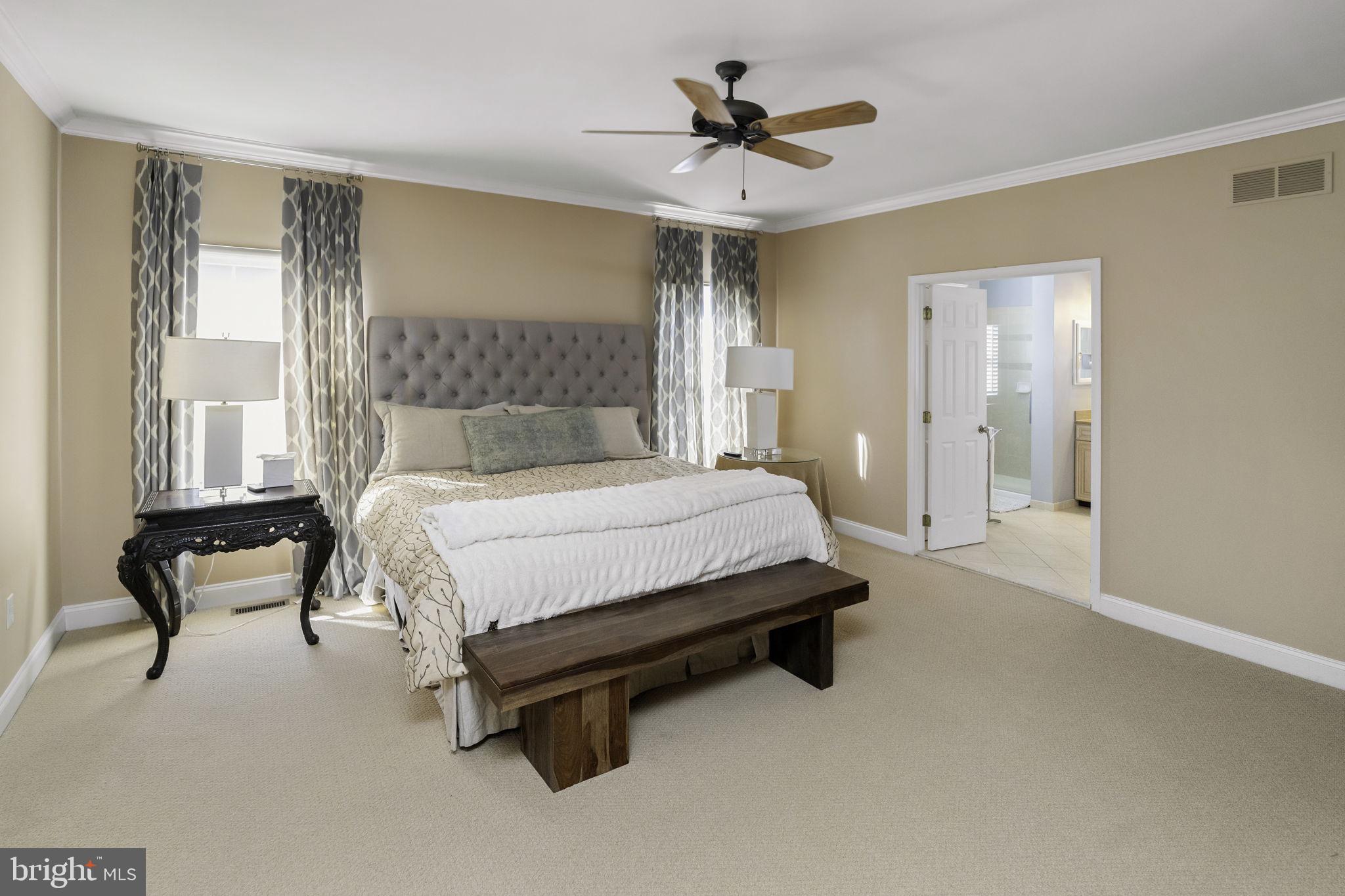 NORTHAMPTON HUNT - Residential