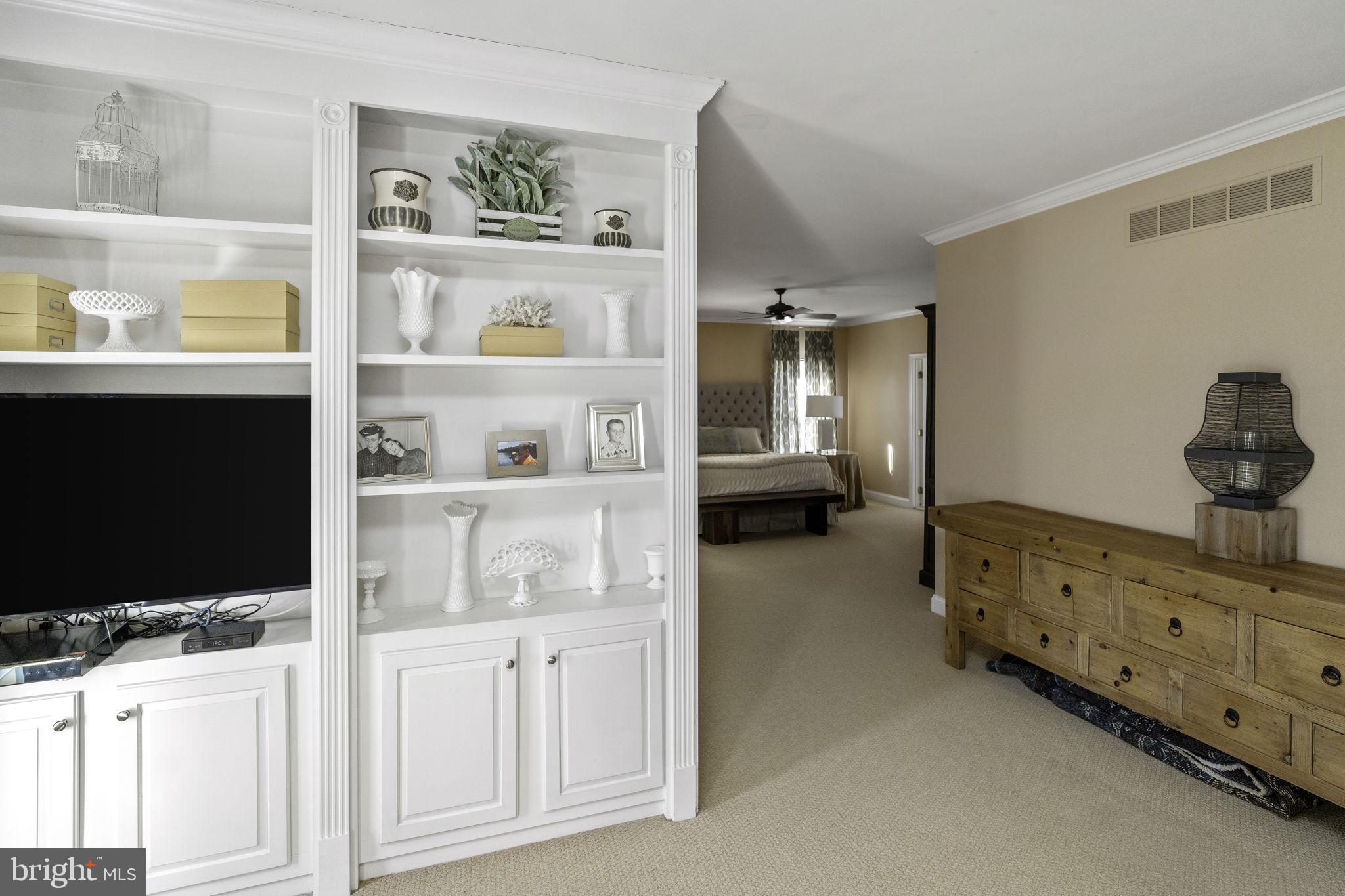 NORTHAMPTON HUNT - Residential