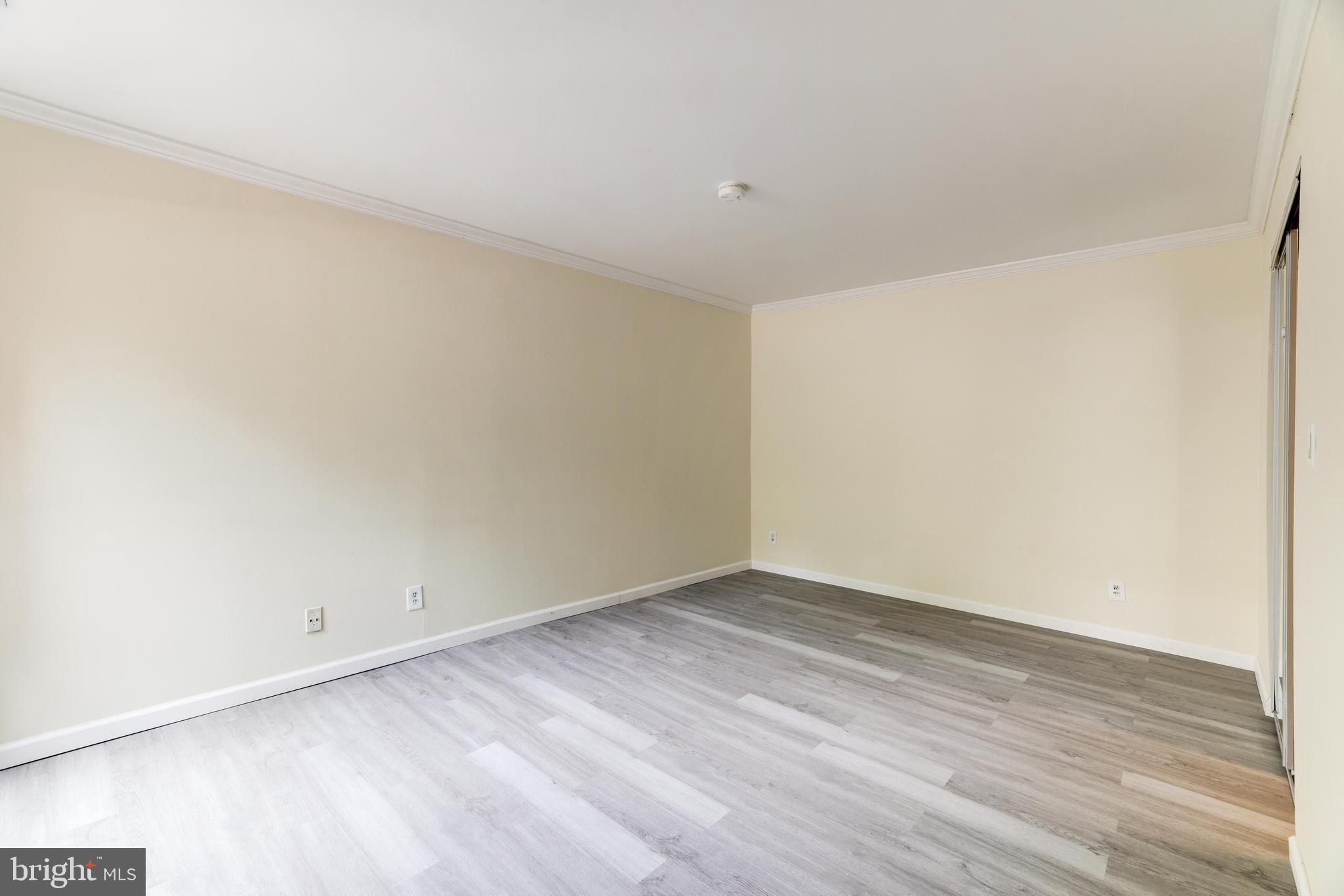 HERITAGE COURT - Residential Lease