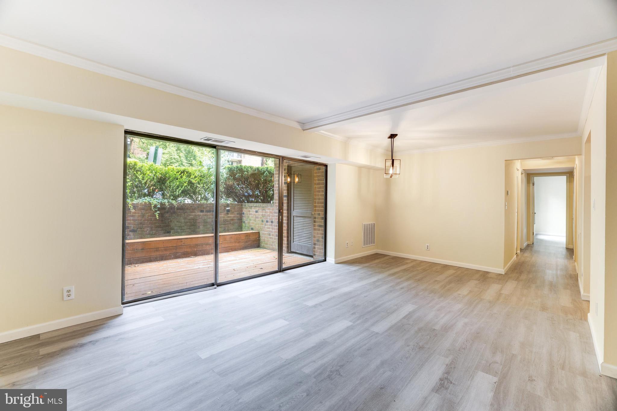 HERITAGE COURT - Residential Lease