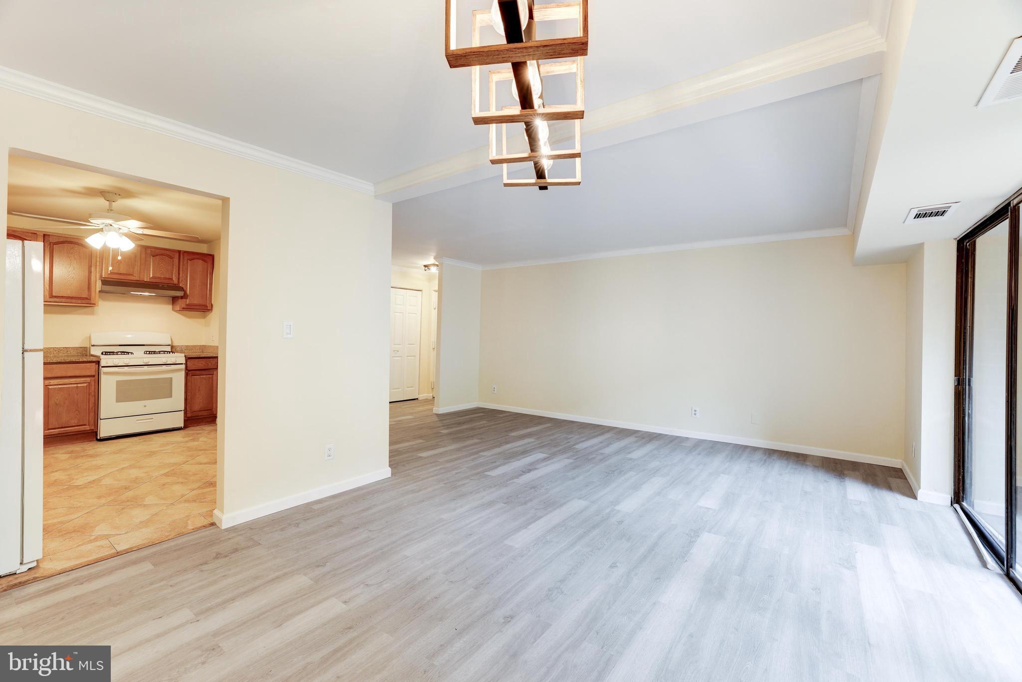 HERITAGE COURT - Residential Lease