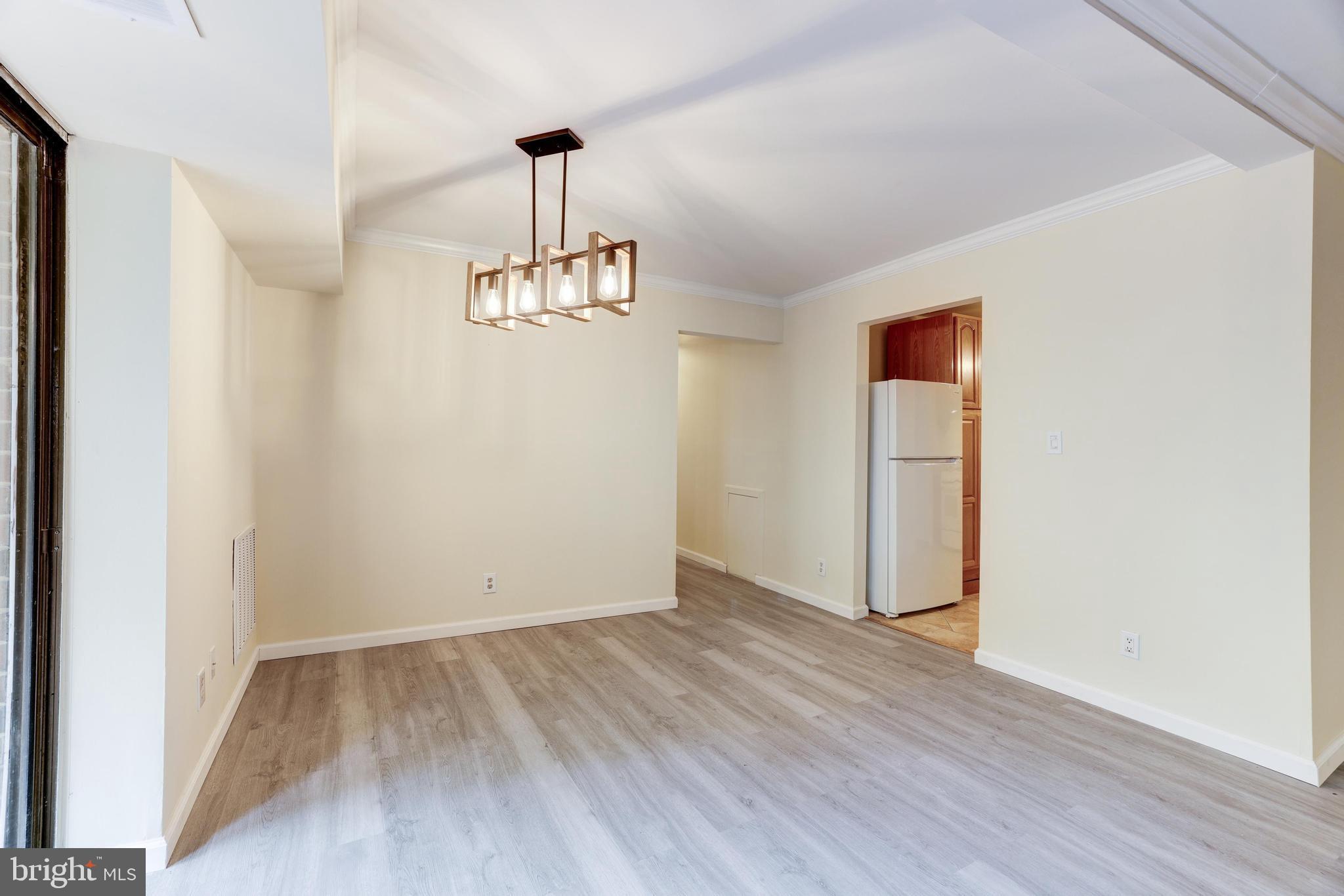 HERITAGE COURT - Residential Lease