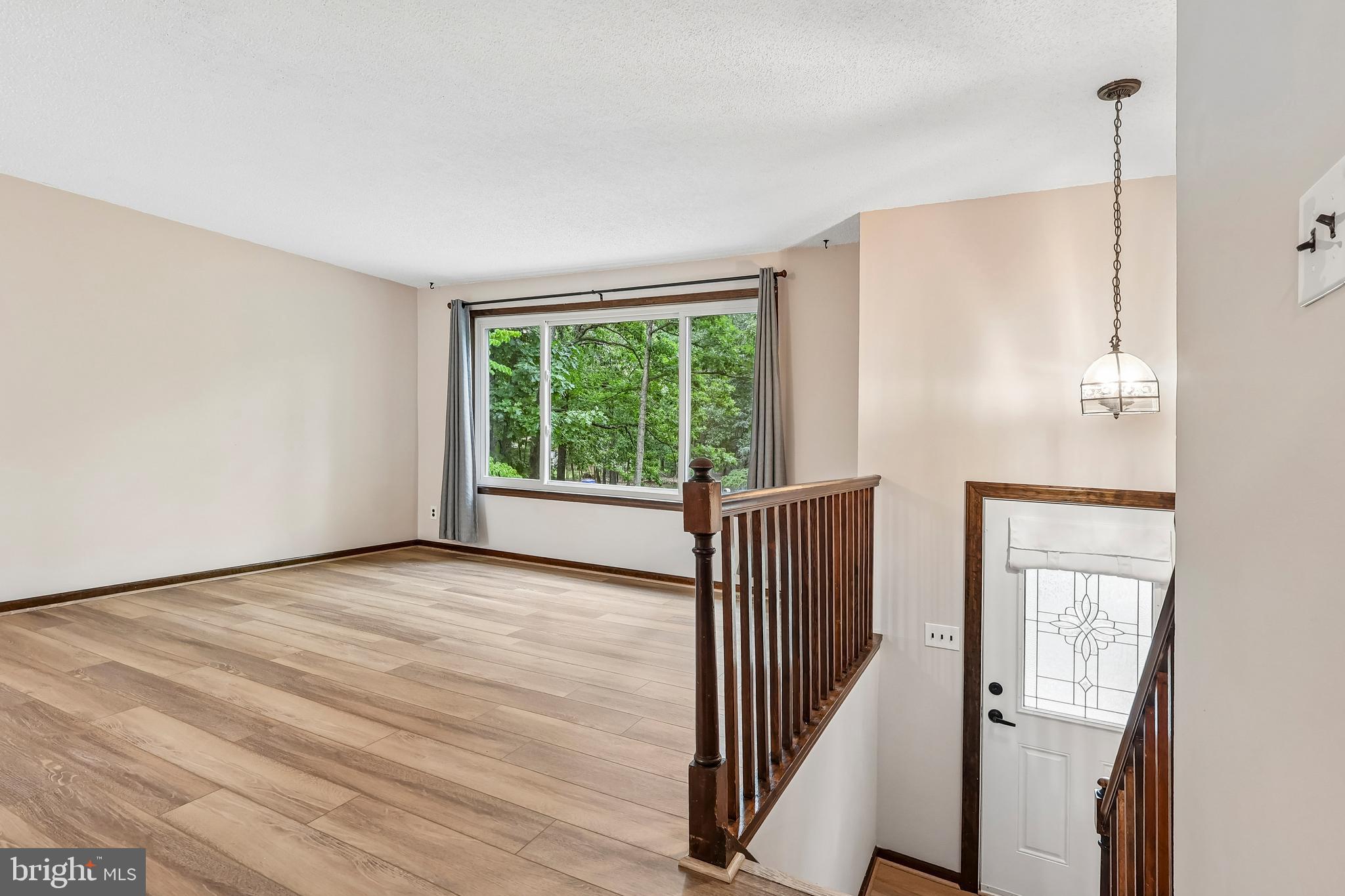 15 ELMWOOD DRIVE