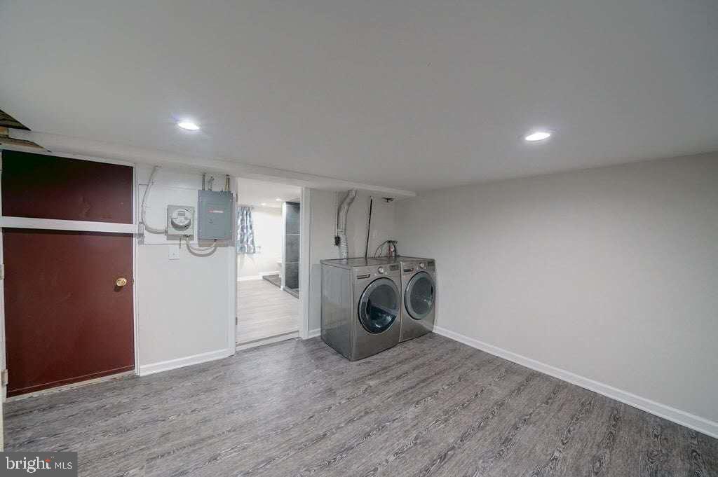 BALTIMORE HIGHLANDS - Residential