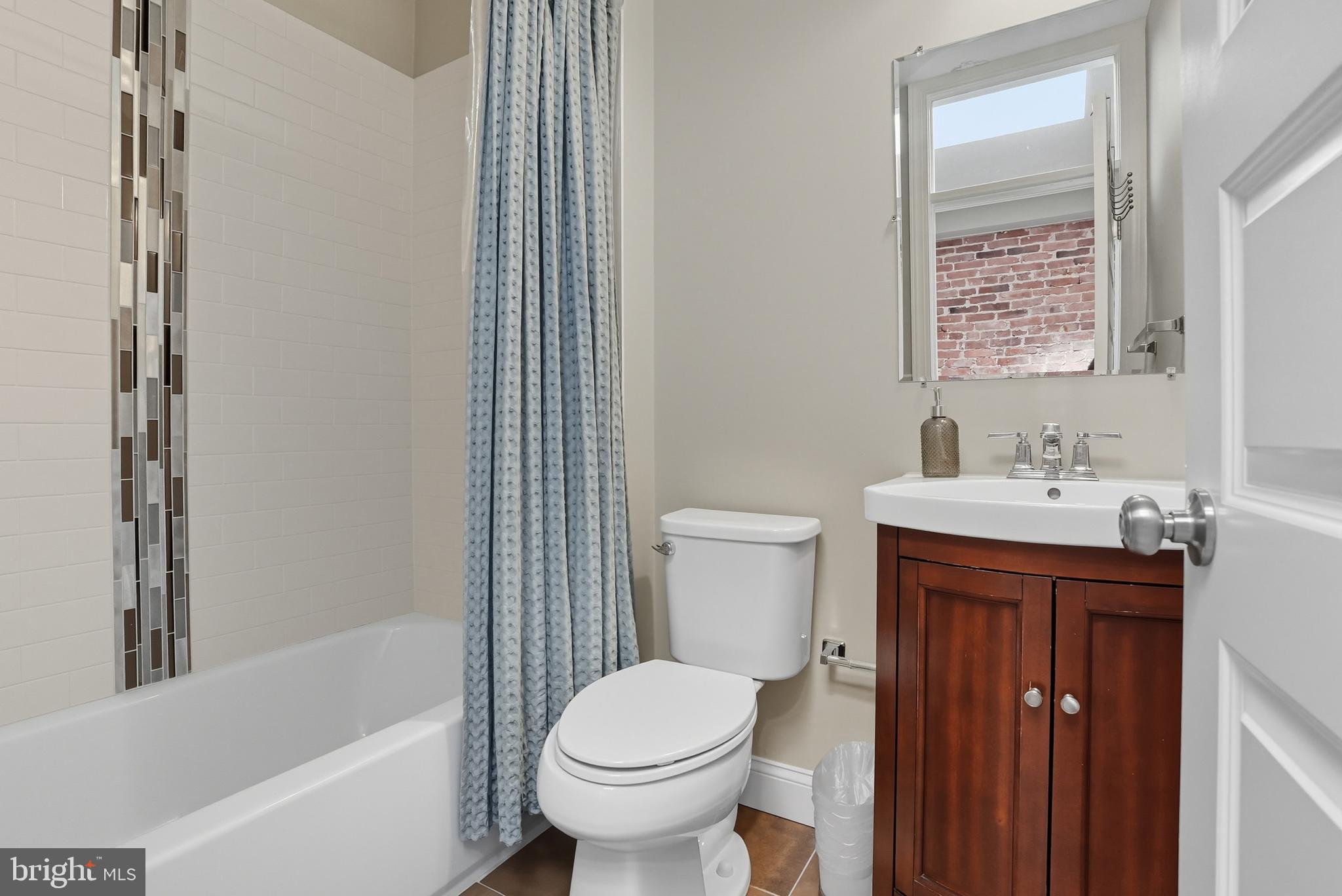 PATTERSON PARK - Residential Lease