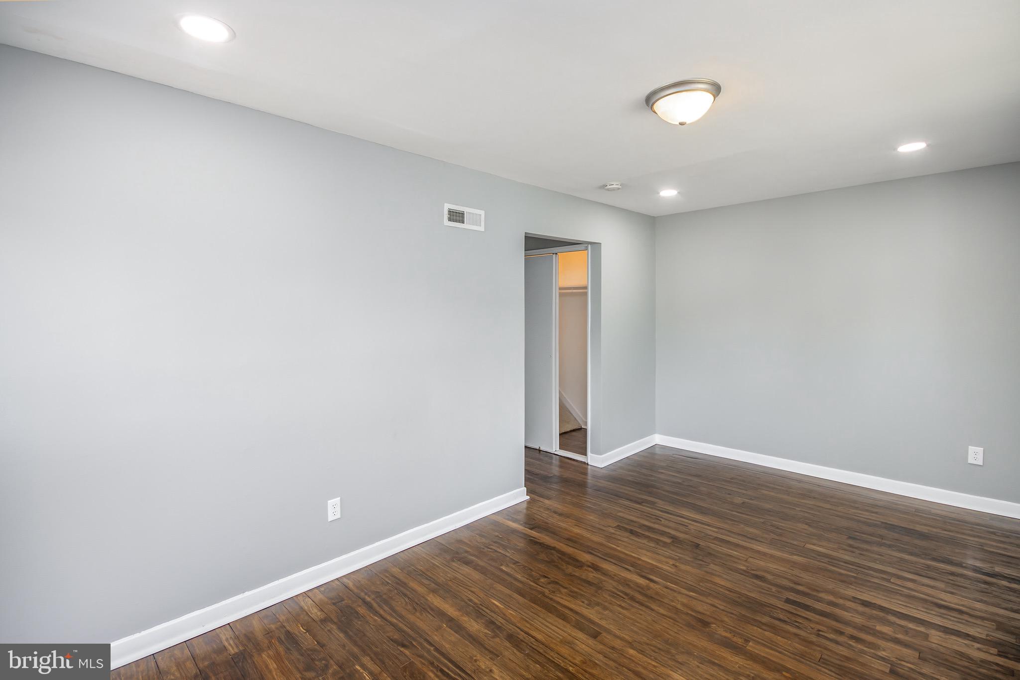 TEMPLETON KNOLLS - Residential