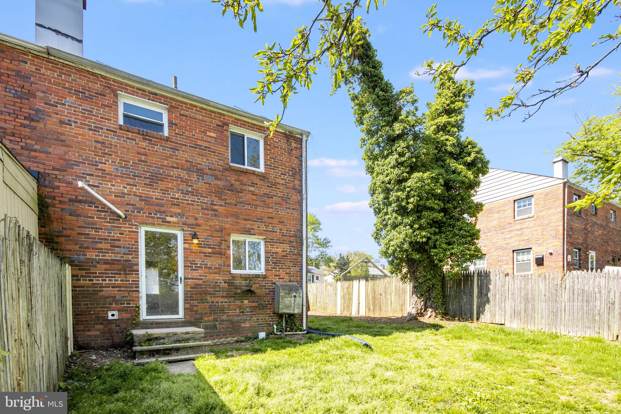 TEMPLETON KNOLLS - Residential