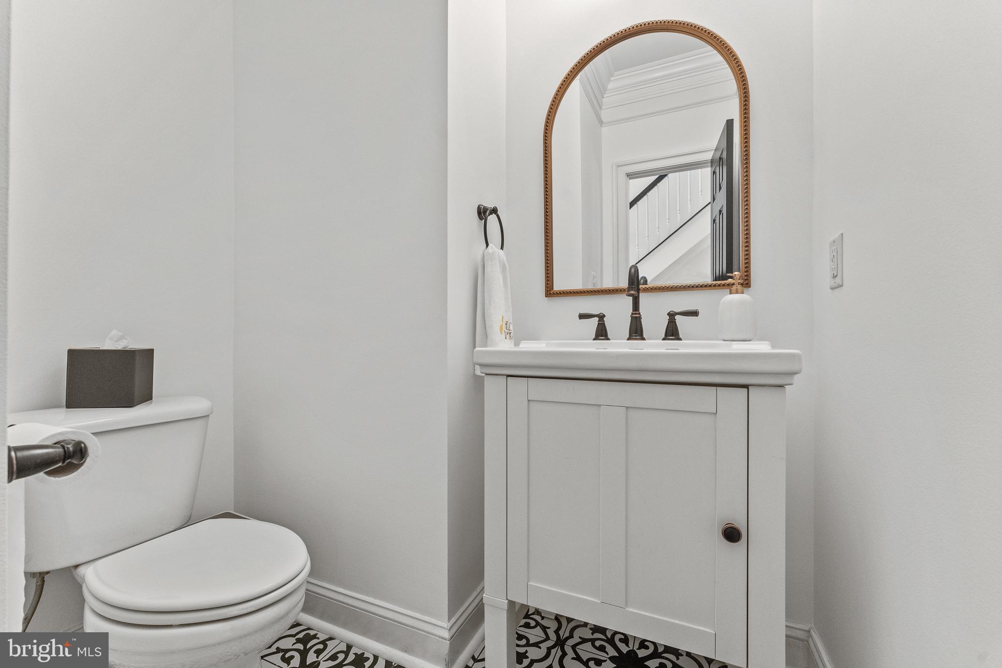 LANSDOWNE ON THE POTOMAC - Residential