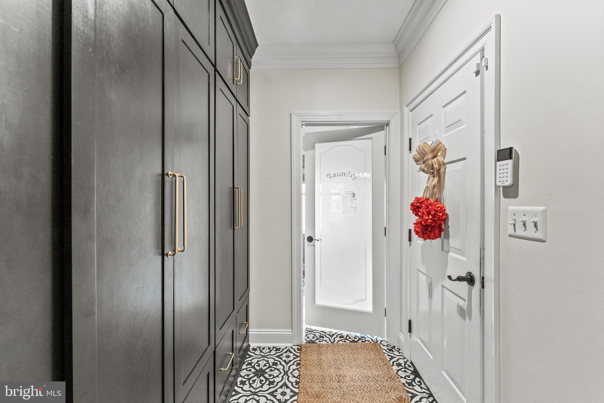 LANSDOWNE ON THE POTOMAC - Residential