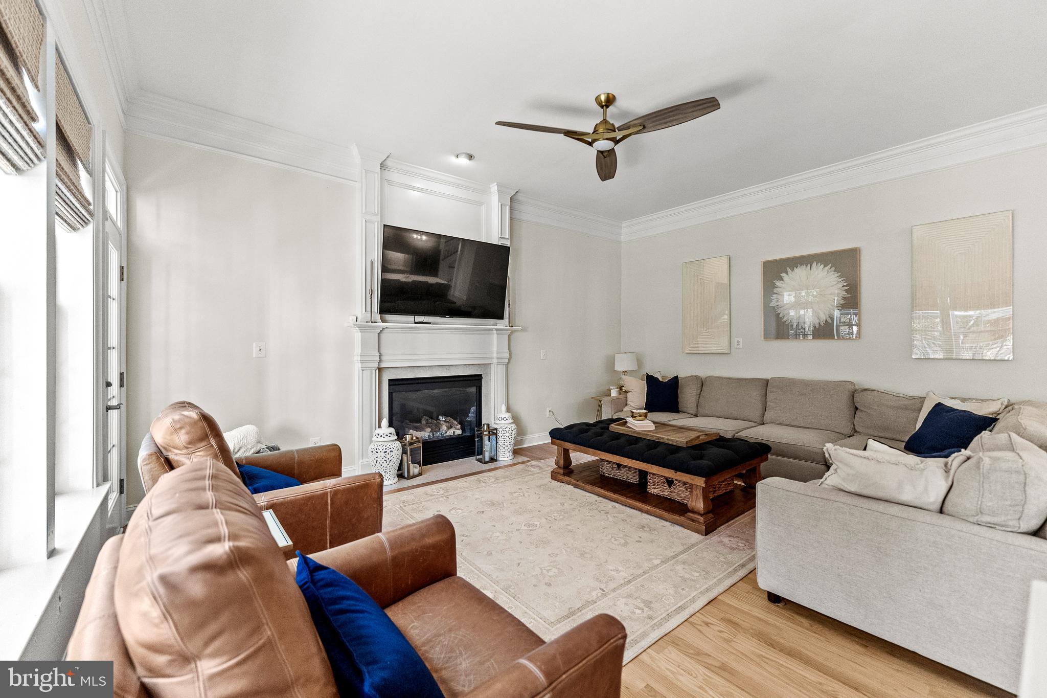 LANSDOWNE ON THE POTOMAC - Residential