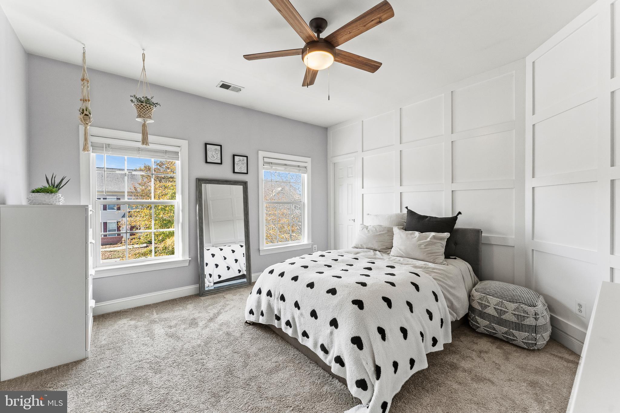 LANSDOWNE ON THE POTOMAC - Residential