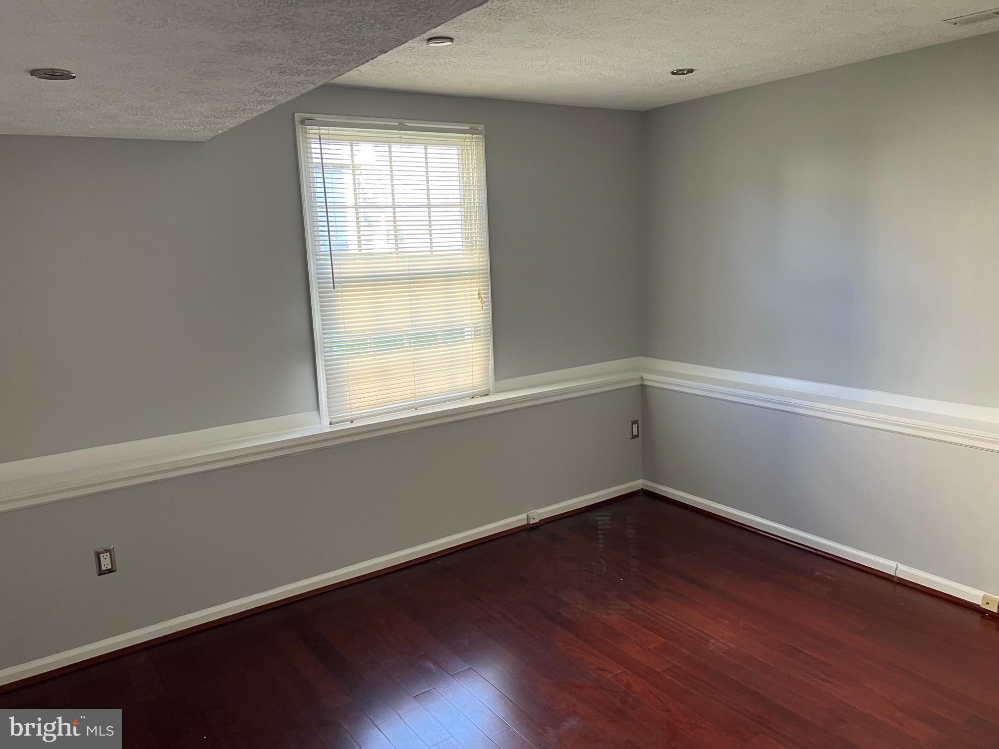 TIMBERSCAPE - Residential Lease