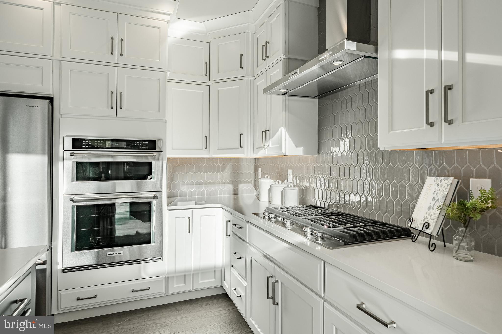 PRESERVE AT MARSH CREEK - CARRIAGE COLLECTION - Residential