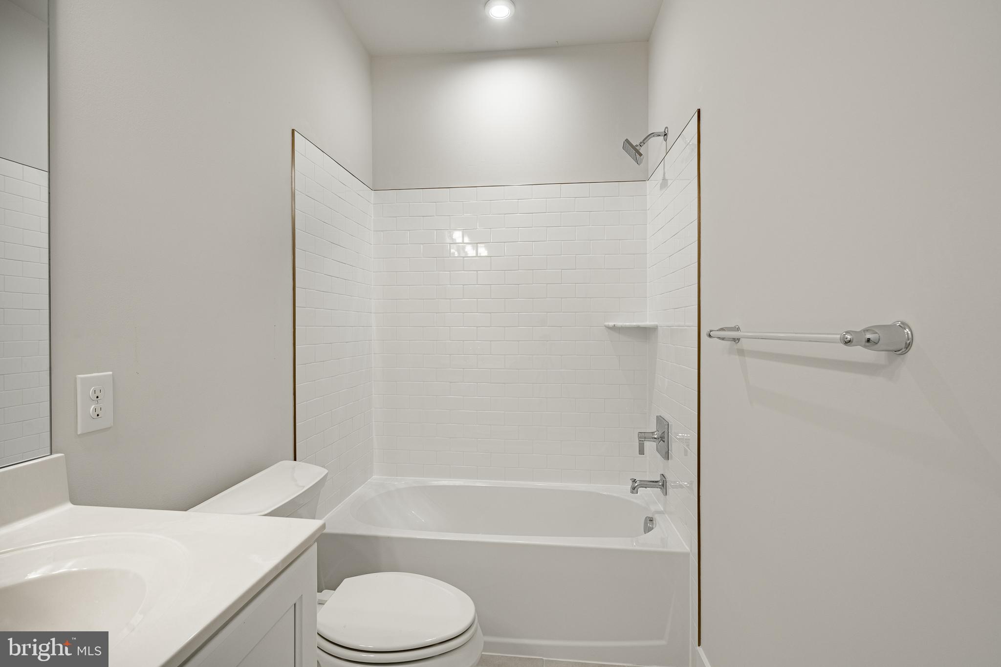 PRESERVE AT MARSH CREEK - CARRIAGE COLLECTION - Residential