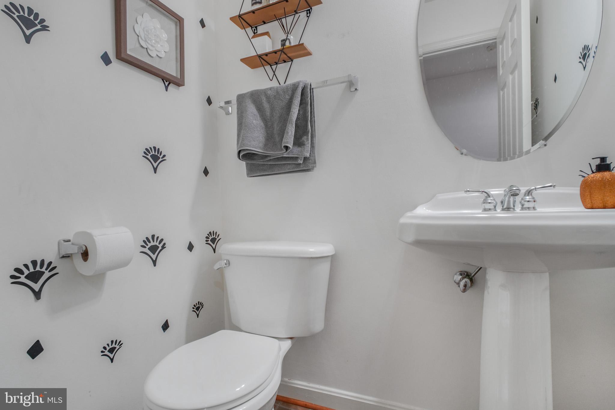 GREAT FALLS CHASE - Residential Lease