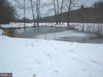 SLIM CHANCE ACRES - Land