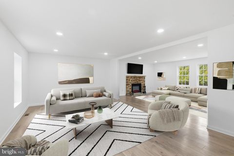 201 CHURCH ROAD DEVON PA 19333