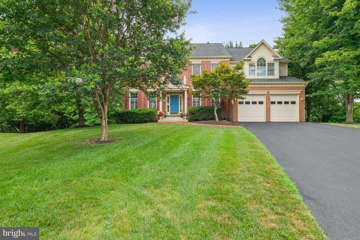 Welcome home to this beautiful home tucked away at the end of a cul-de-sac in the highly sought after Potomac Station community with 4 bedrooms, 4.5 bathrooms and 2 car garage. The kitchen is well-equipped with granite countertops, stainless steel appliances, a center island and a breakfast room that opens to the cozy family room with a gas fireplace—ideal for everyday living and casual gatherings. The main level includes a home office and formal living and dining rooms.
Ascend upstairs to the primary owners suite featuring a sitting room, cathedral ceilings, hardwood floors, spacious bathroom with soaking tub and a remodeled walk-in shower. Completing the upper level are three additional spacious bedrooms with walk-in closets, 2 full bathrooms and hardwood stairs.
Venture downstairs to the fully finished walk-out basement which includes an inviting open recreation room, exercise room, game room and full bathroom. This functional design has been well maintained and is ready to move right in! This property backs to woods and has a deck off of the kitchen. Recent updates include interior and exterior house painted, EV charger, kitchen appliances, roof in 2013 and more.
Enjoy the amenities of the Potomac Station including scenic walking trails, wonderful clubhouse, junior Olympic-sized pool, playgrounds, and courts for basketball and tennis. Just minutes from Route 7 and Route 28 and you're only a short drive from all that downtown Leesburg, One Loudoun and the scenic wineries of Loudoun County have to offer.