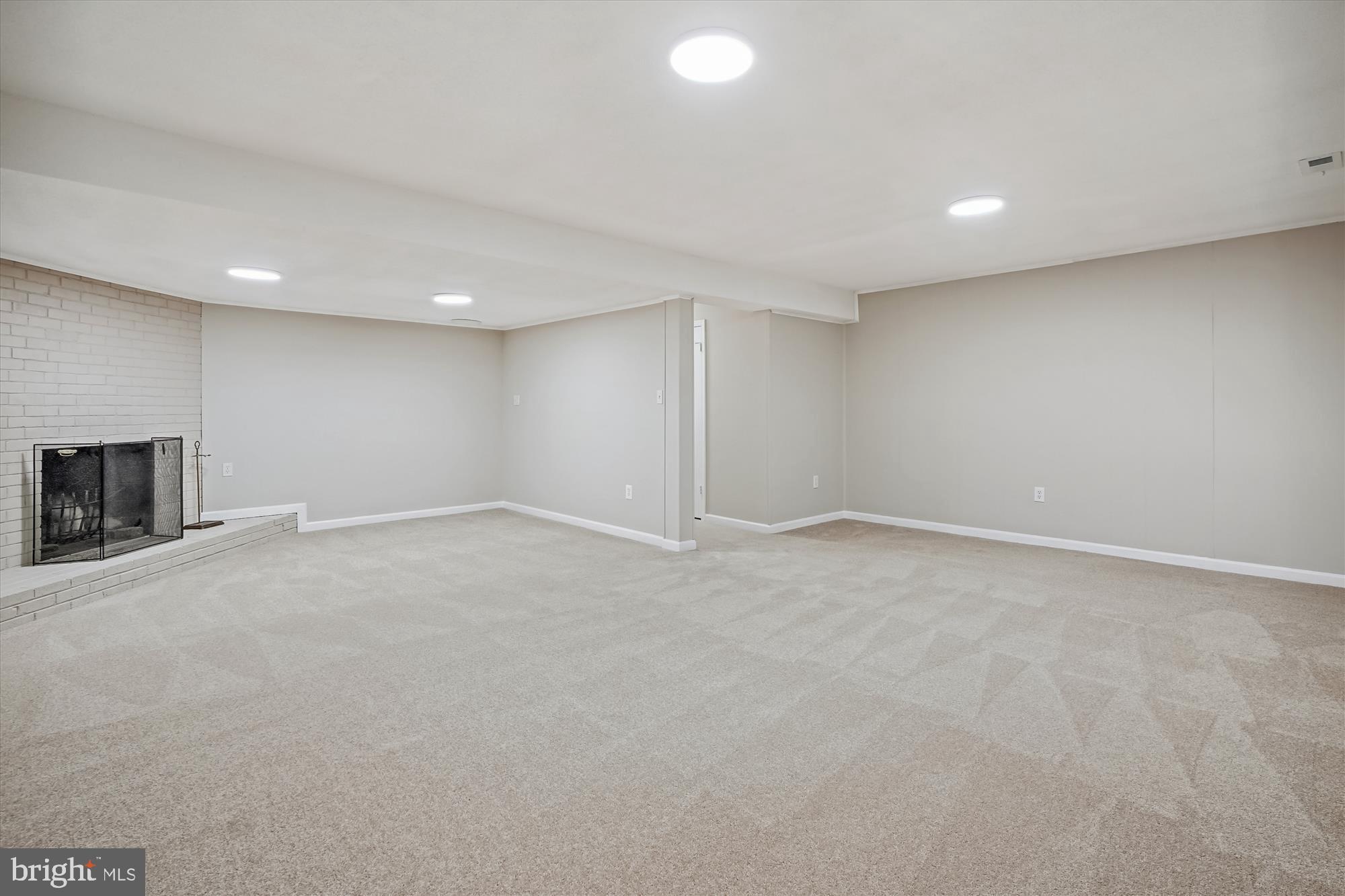 HALLCREST HEIGHTS - Residential