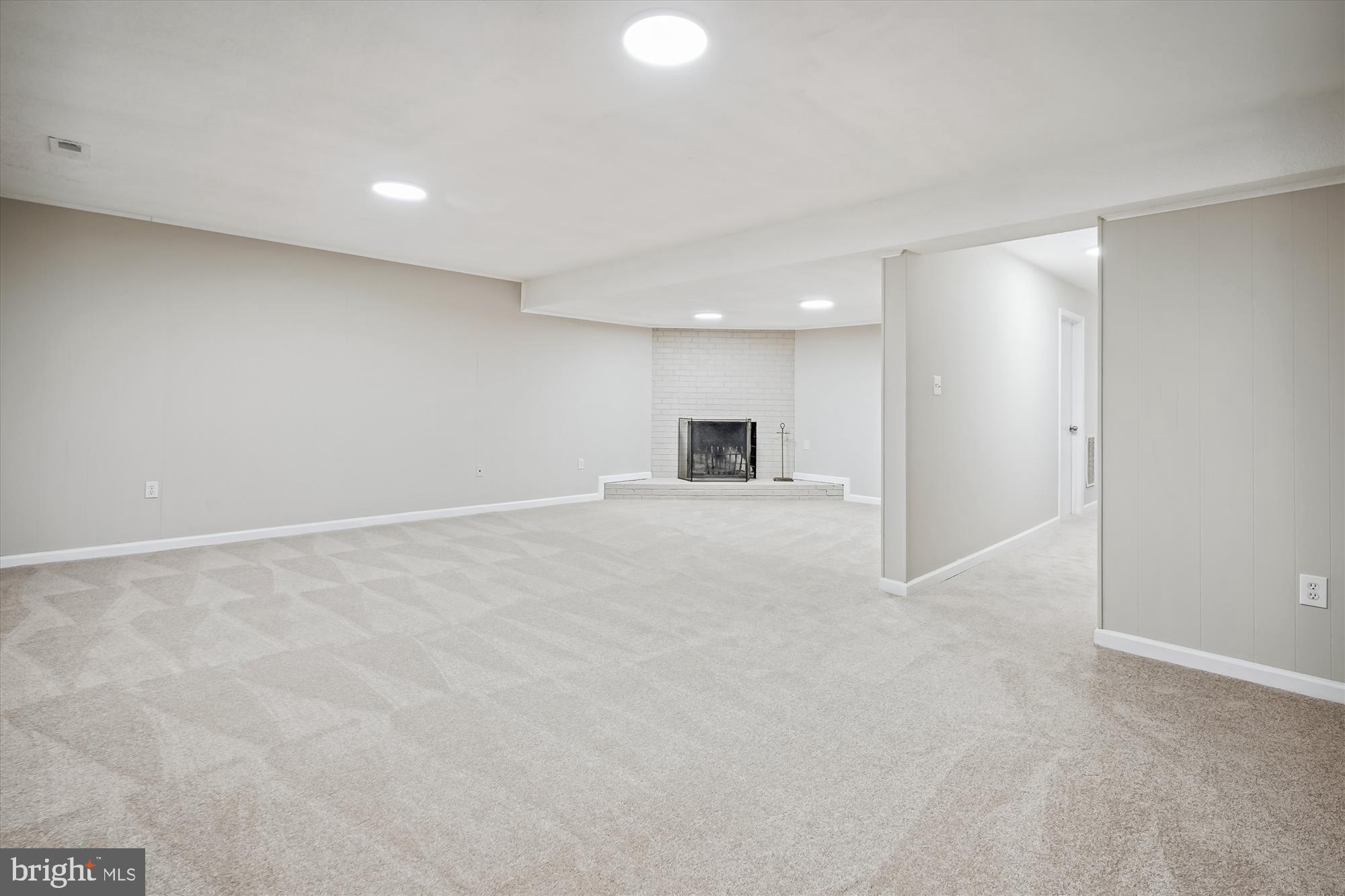 HALLCREST HEIGHTS - Residential