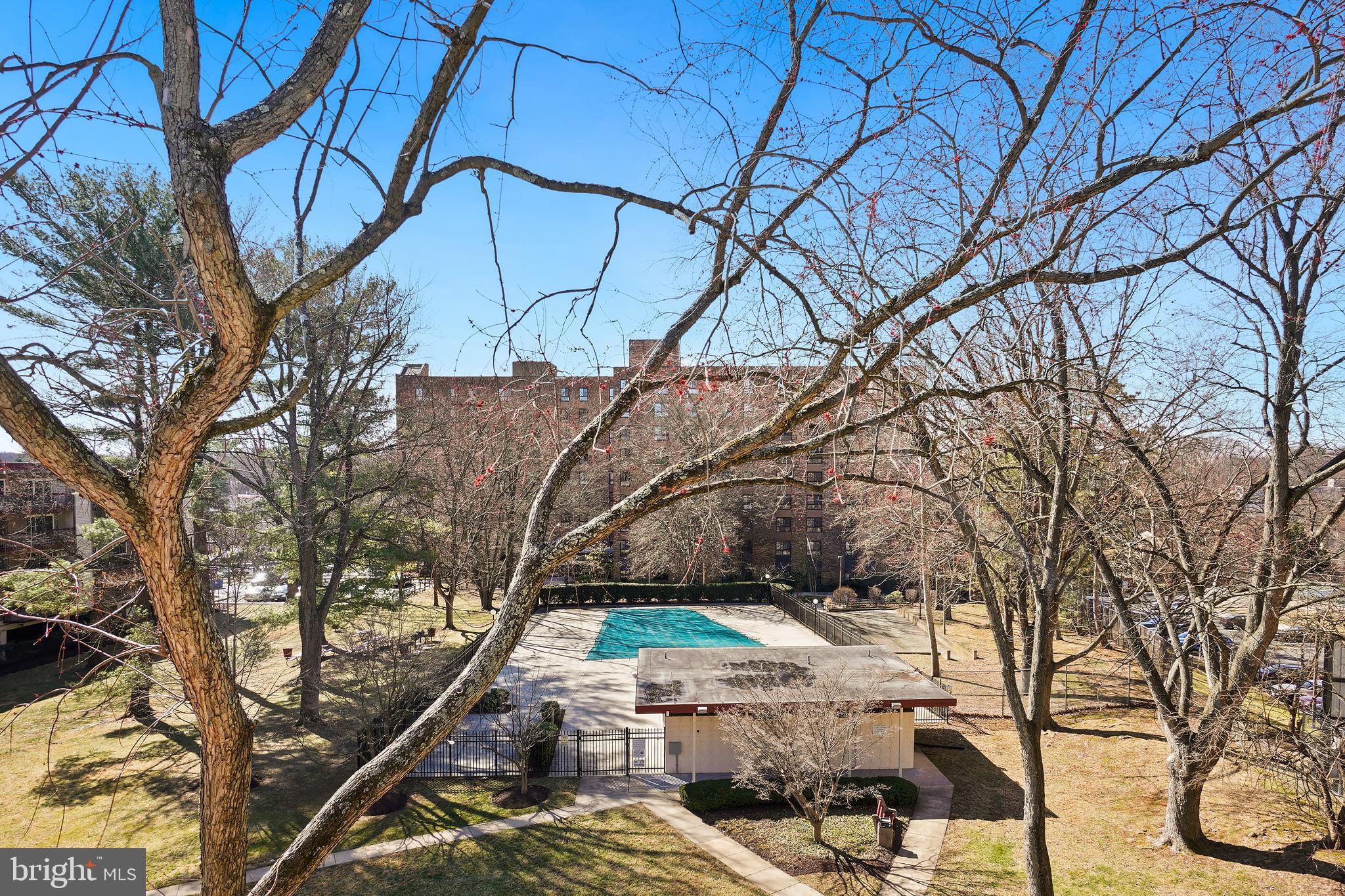 WEST SPRING - Residential