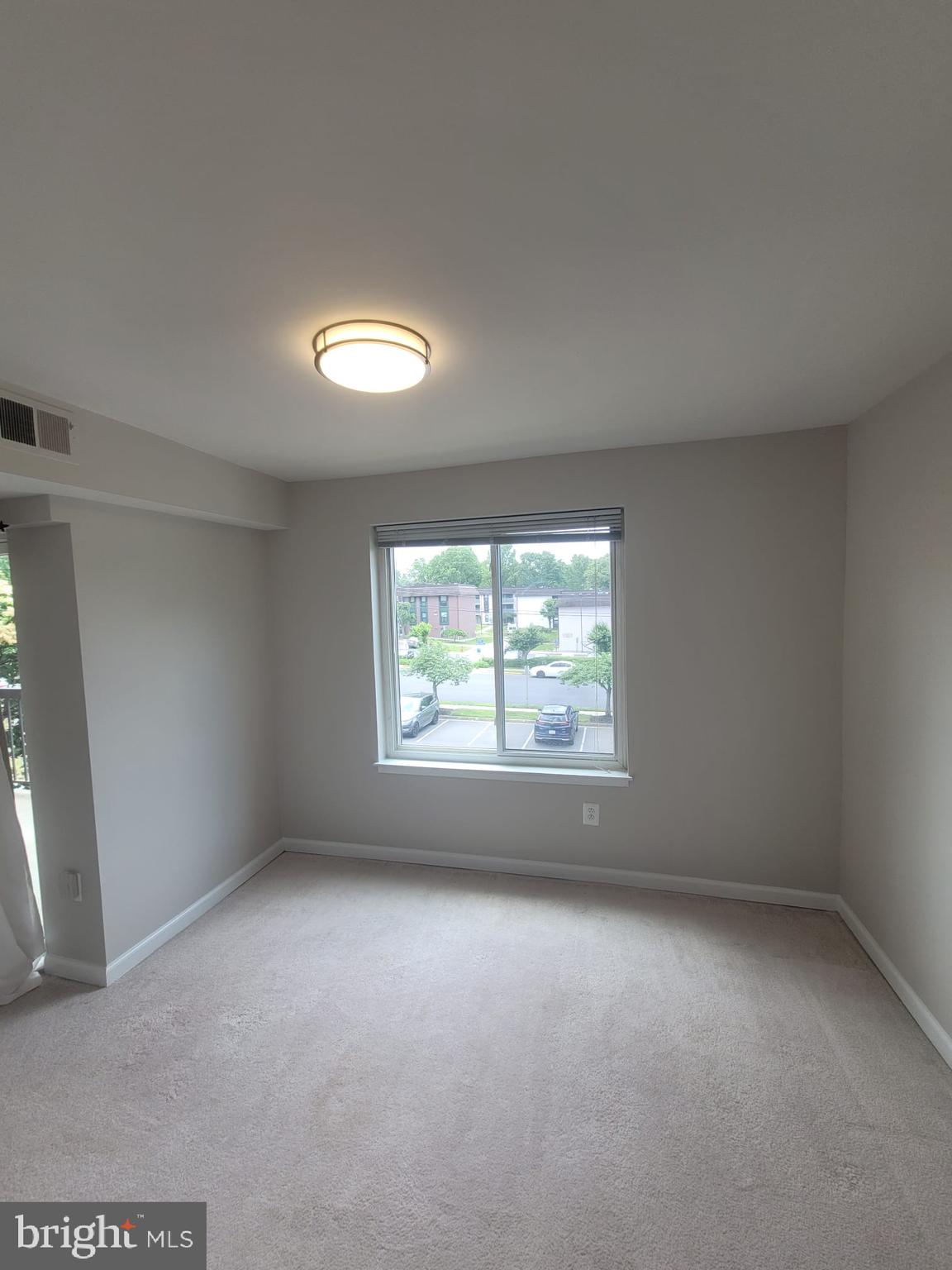 HAWTHORNE VILLAGE - Residential Lease