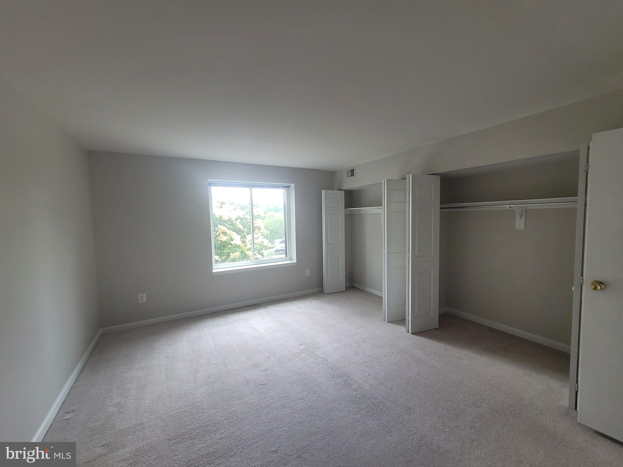 HAWTHORNE VILLAGE - Residential Lease