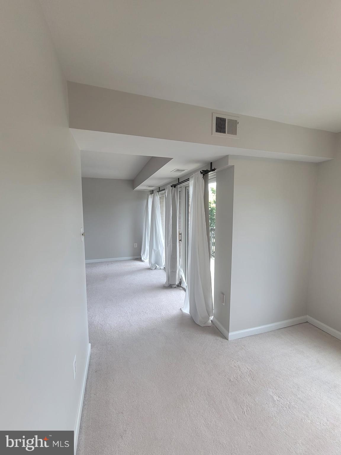 HAWTHORNE VILLAGE - Residential Lease