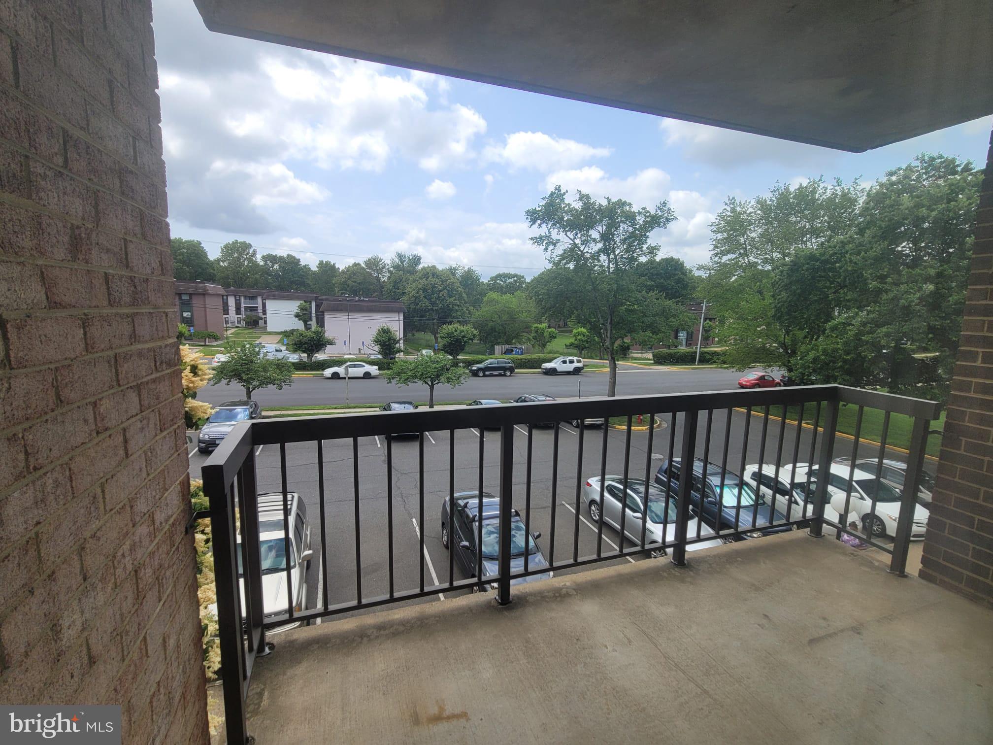 HAWTHORNE VILLAGE - Residential Lease