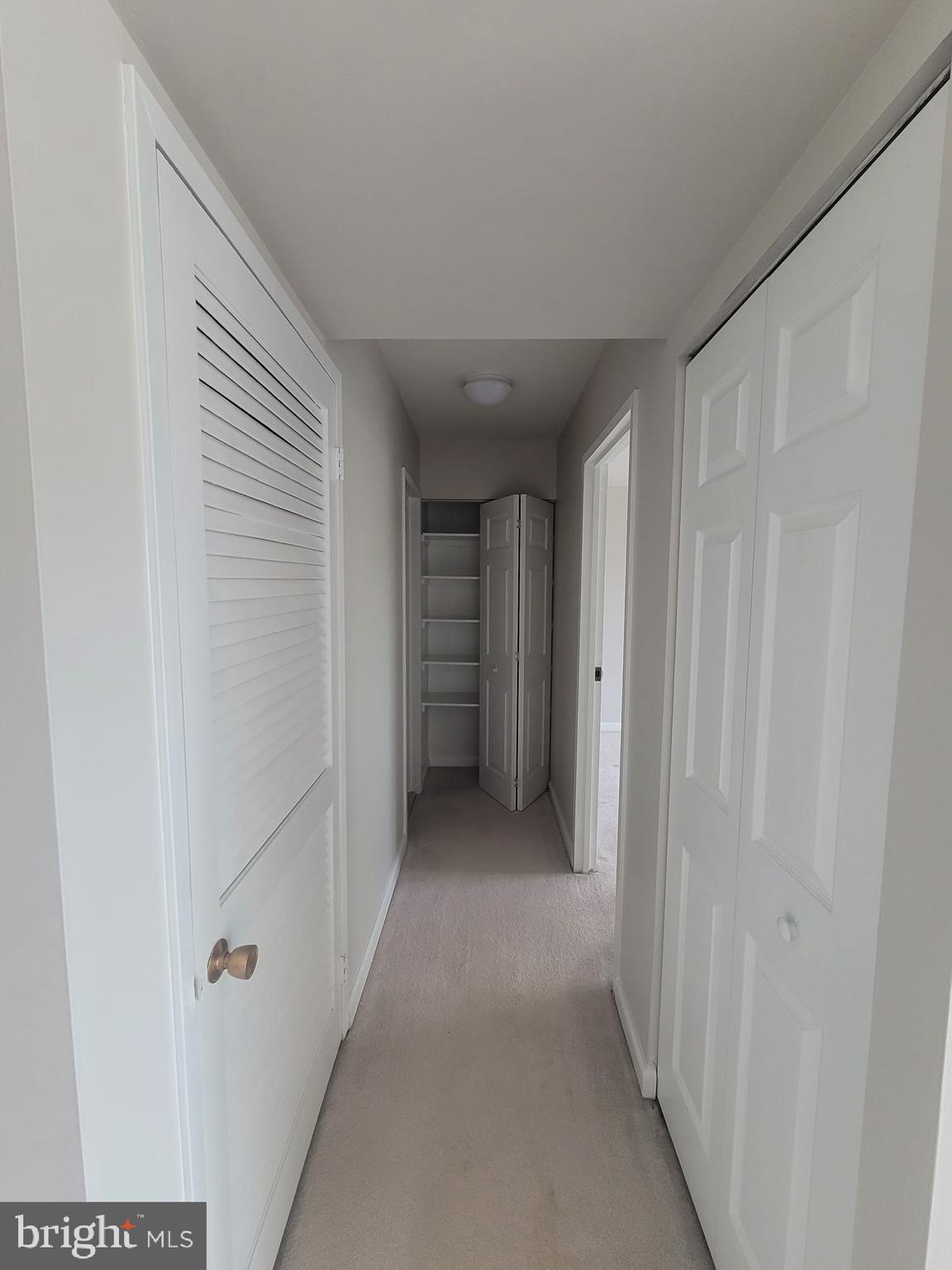 HAWTHORNE VILLAGE - Residential Lease