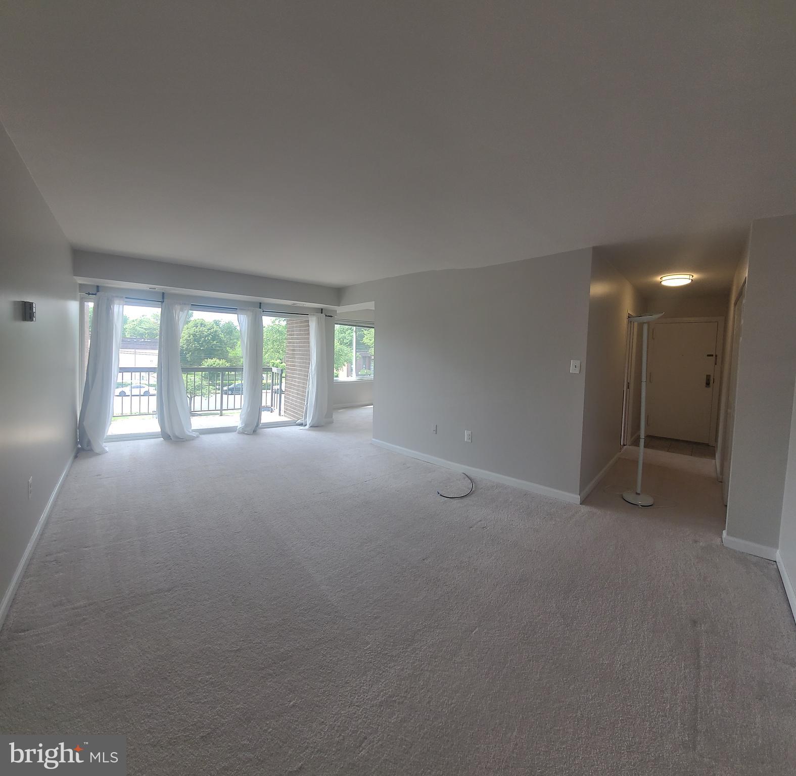 HAWTHORNE VILLAGE - Residential Lease