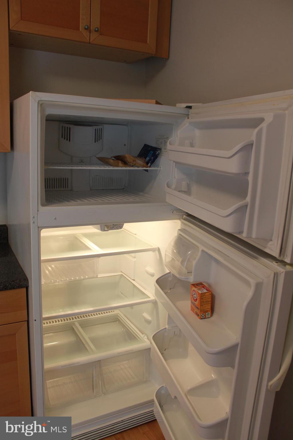 HAWTHORNE VILLAGE - Residential Lease