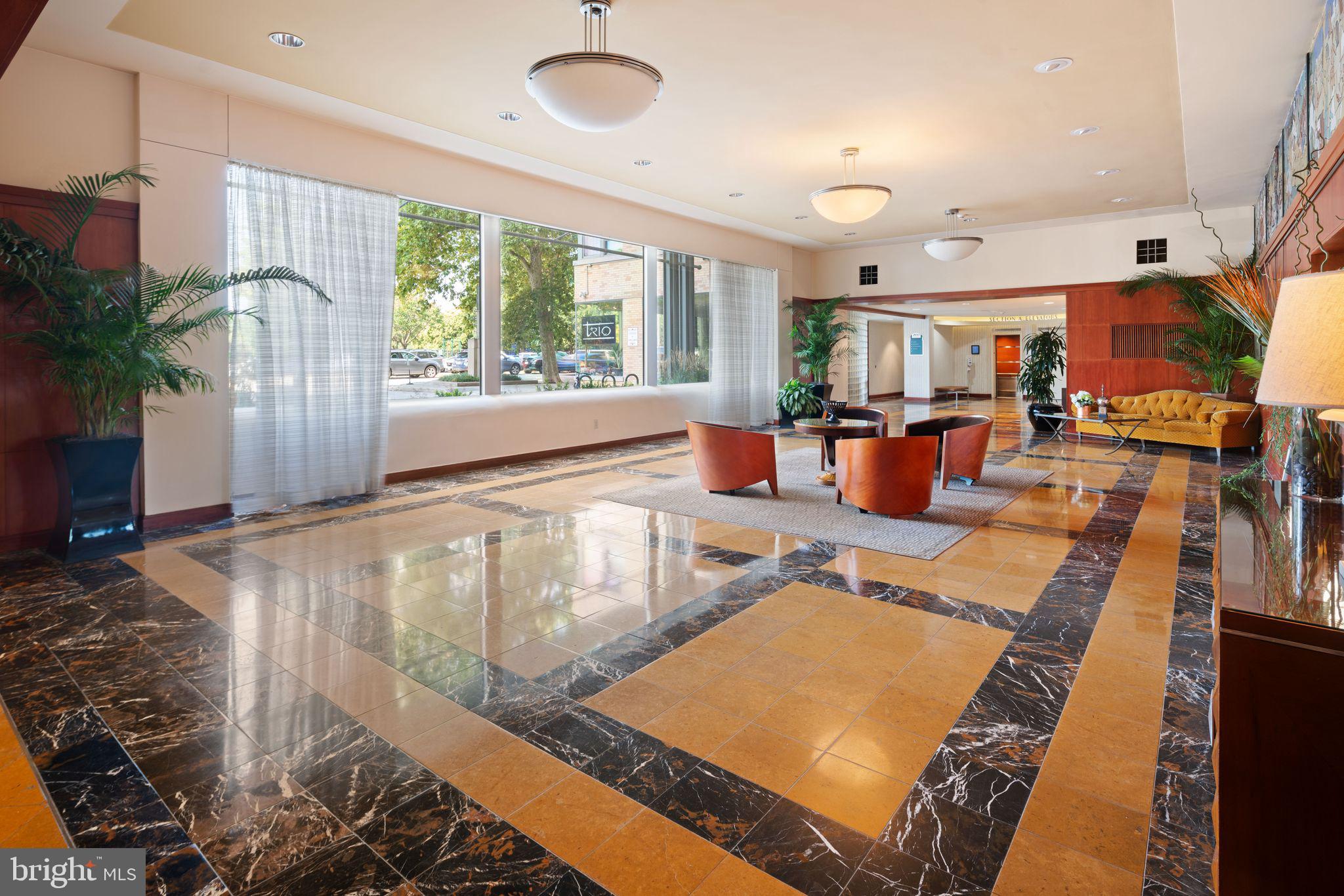 FAIRMOUNT - Residential Lease