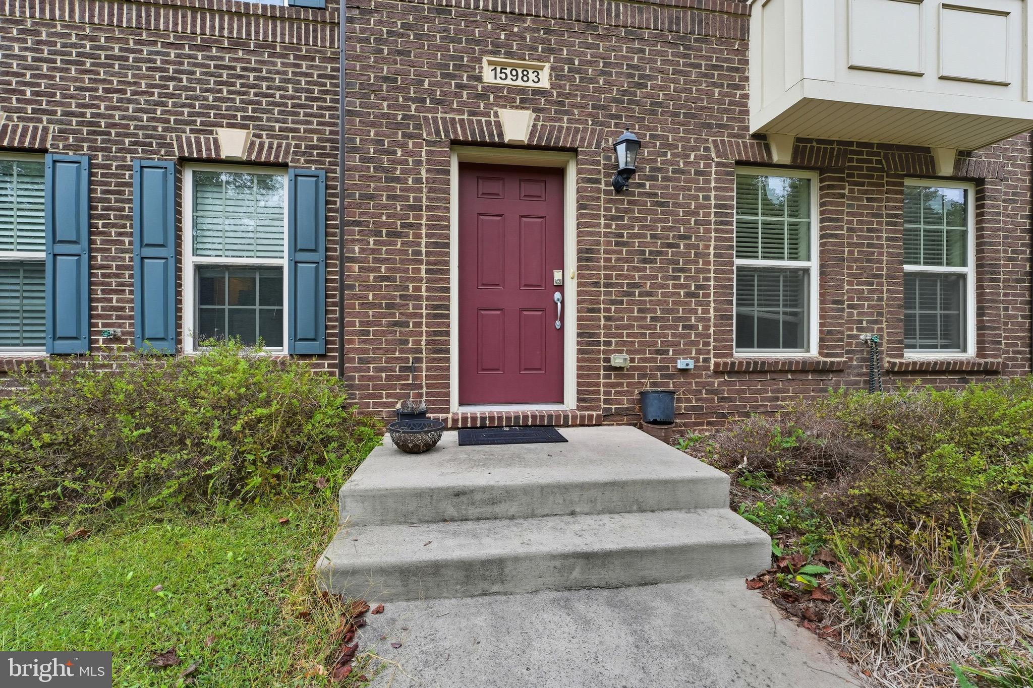 VILLAGES OF PIEDMONT II - Residential Lease