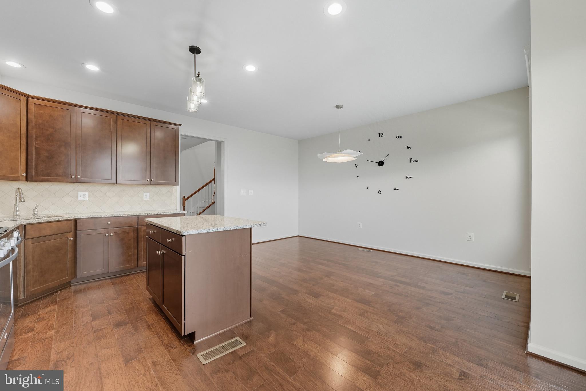 VILLAGES OF PIEDMONT II - Residential Lease