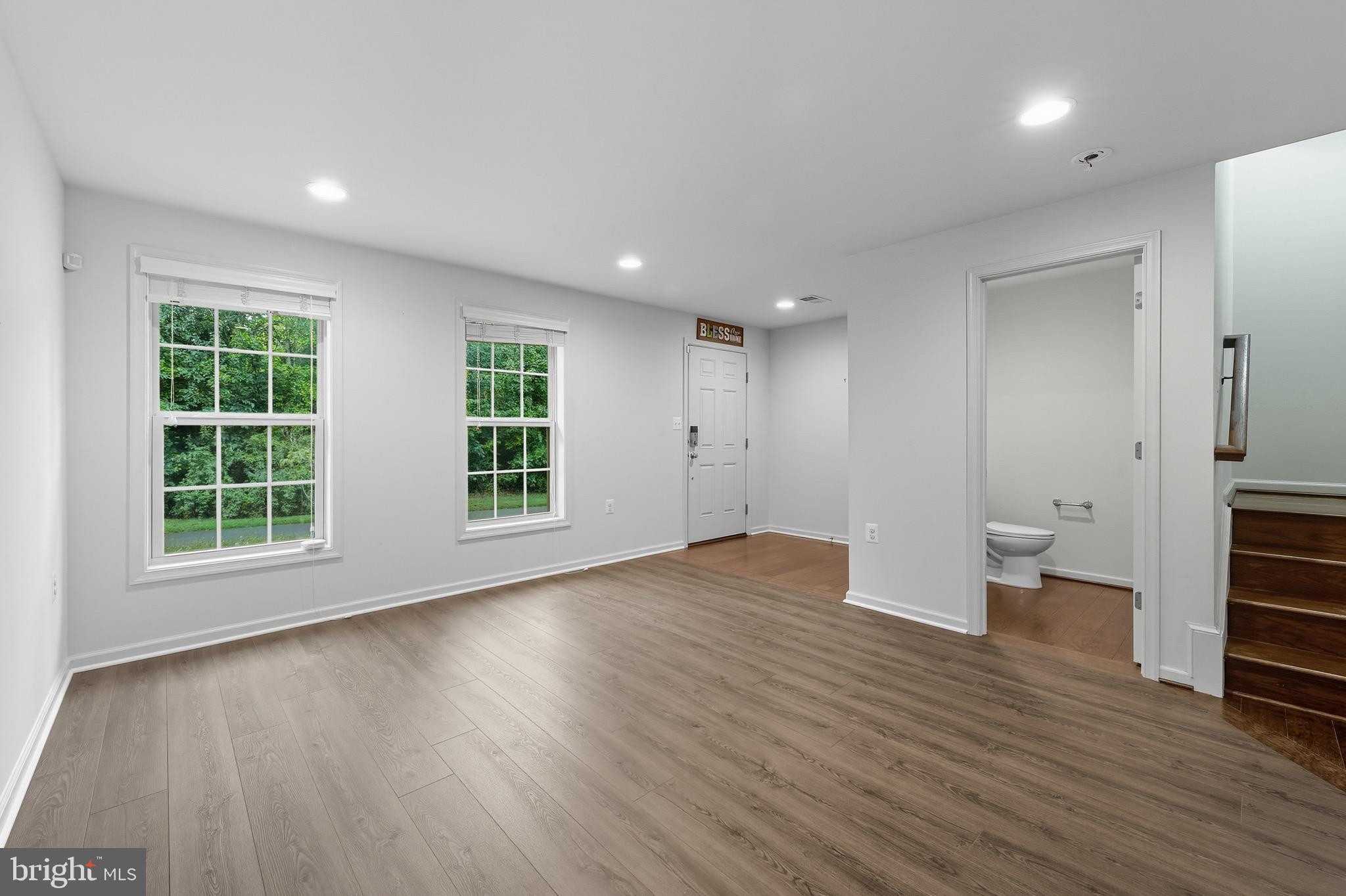 VILLAGES OF PIEDMONT II - Residential Lease